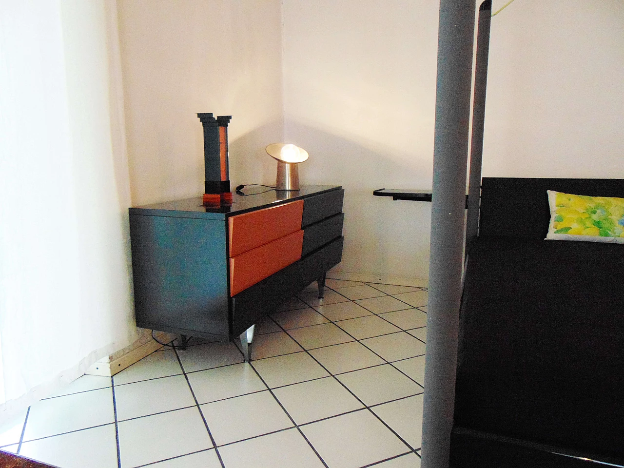 Canopy Bed and Chest of Drawers Dark Lacquer, Sormani, Italy, 1989 1069399