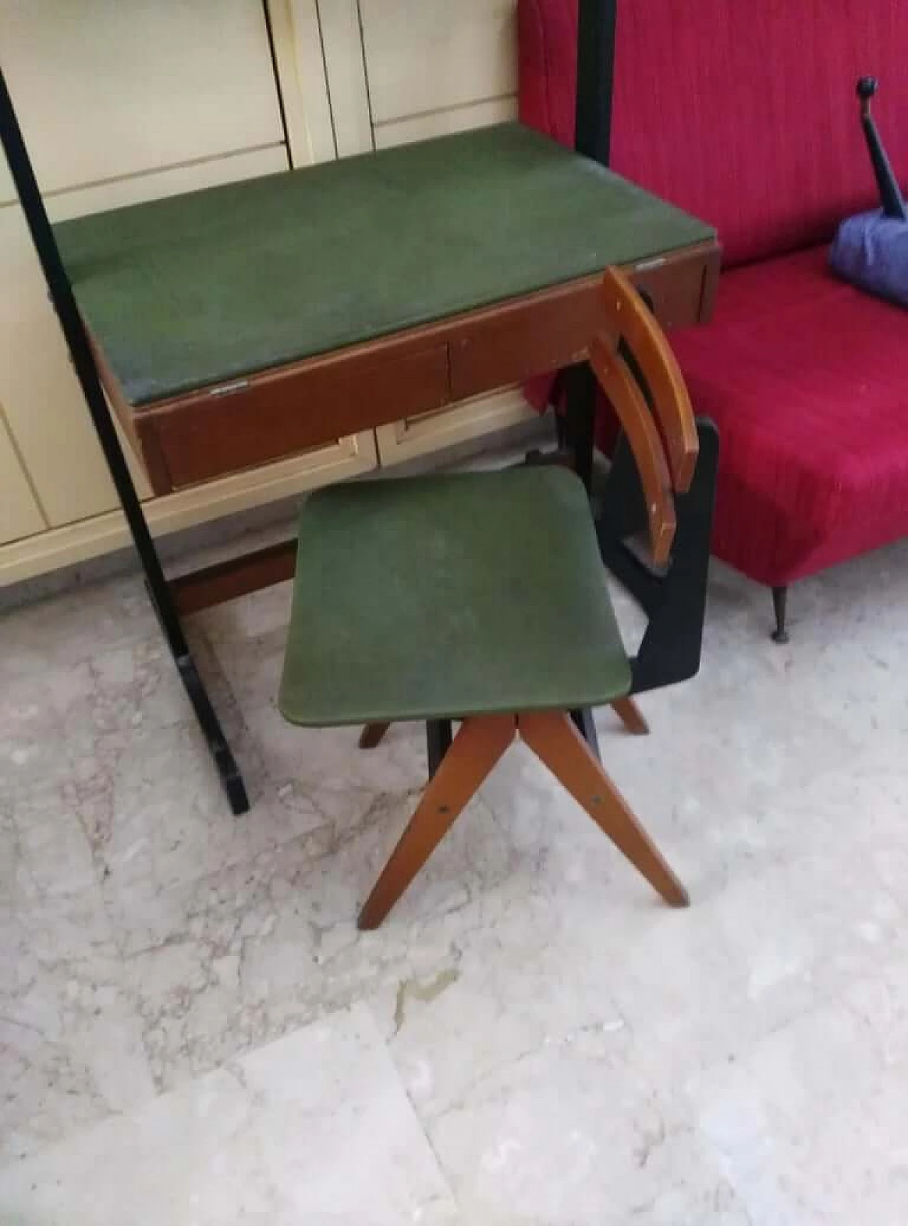 Desk and chair in wood and metal by the Reguitti brothers in Italy Mid-century 1074070