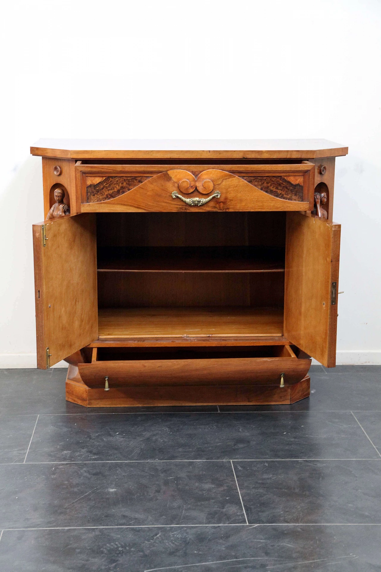 Credenza in legno e radica di ulivo, Dante Morozzi e Marcello Piacentini, anni '20 1078710