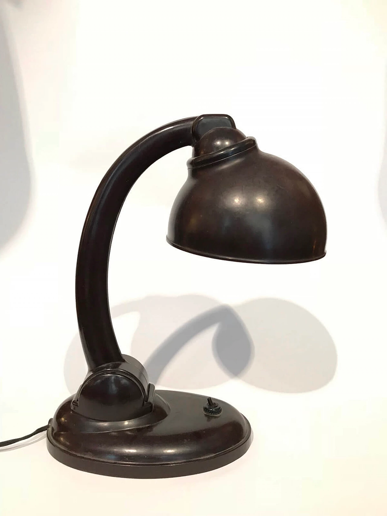 Bakelite lamp by Erik Kirkman Cole for Jumo, France, 40s 2