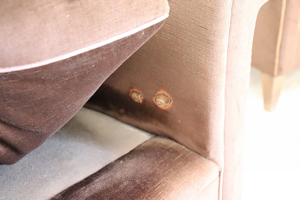 Pair of brown velvet armchairs, 80's 1153507