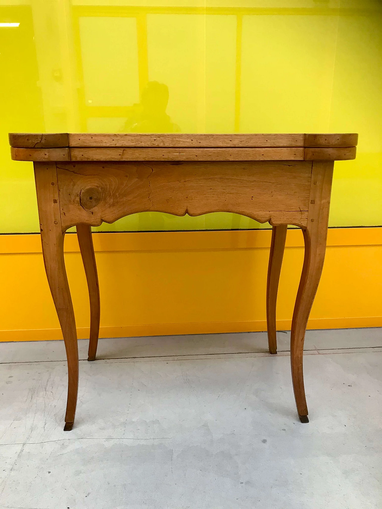 Gaming table with inlaid chessboard on the opening top and hoof shaped feet, 18th century 1165332