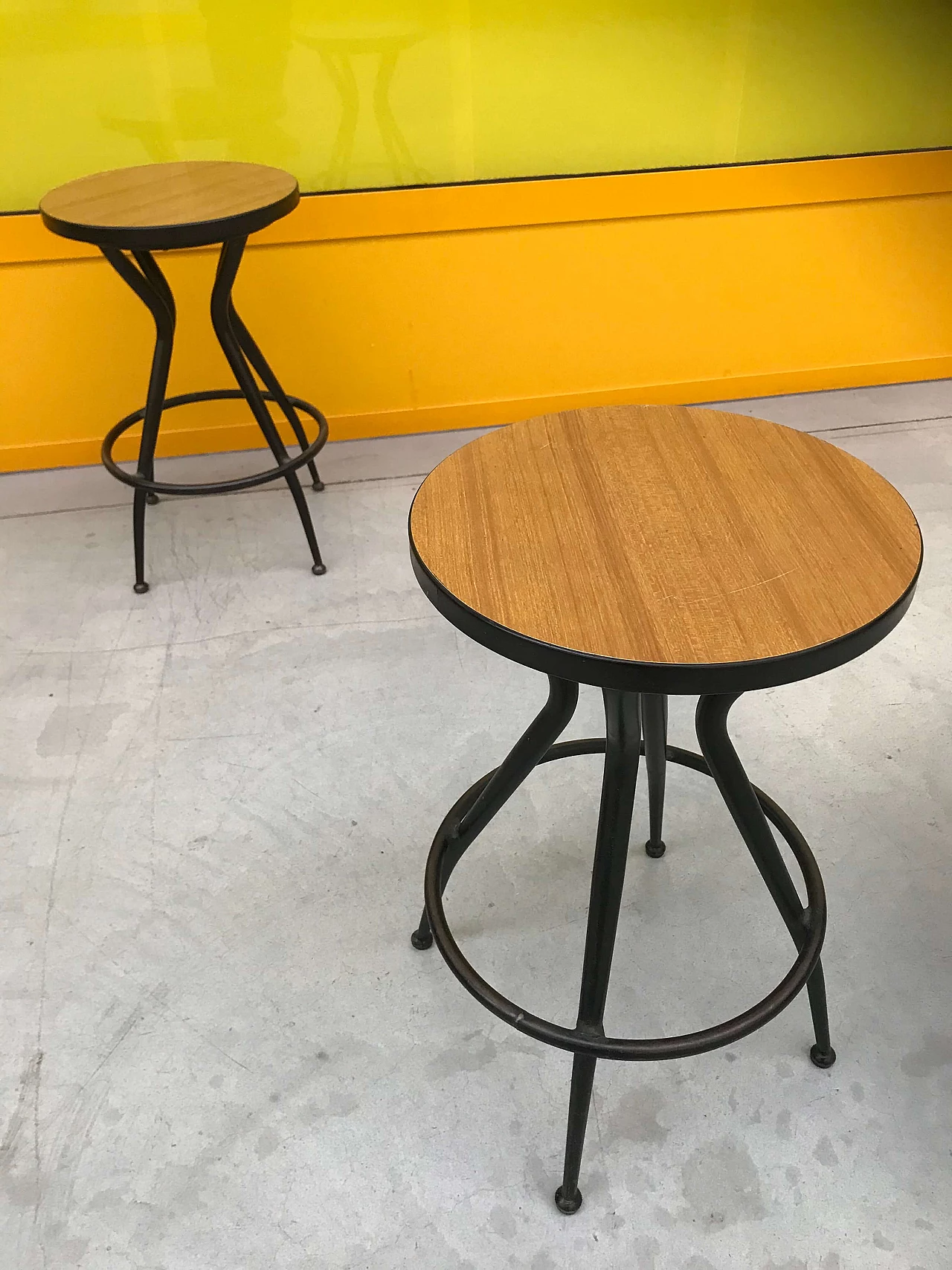 Pair of black metal stools with light laminate top, 1950s 1170718