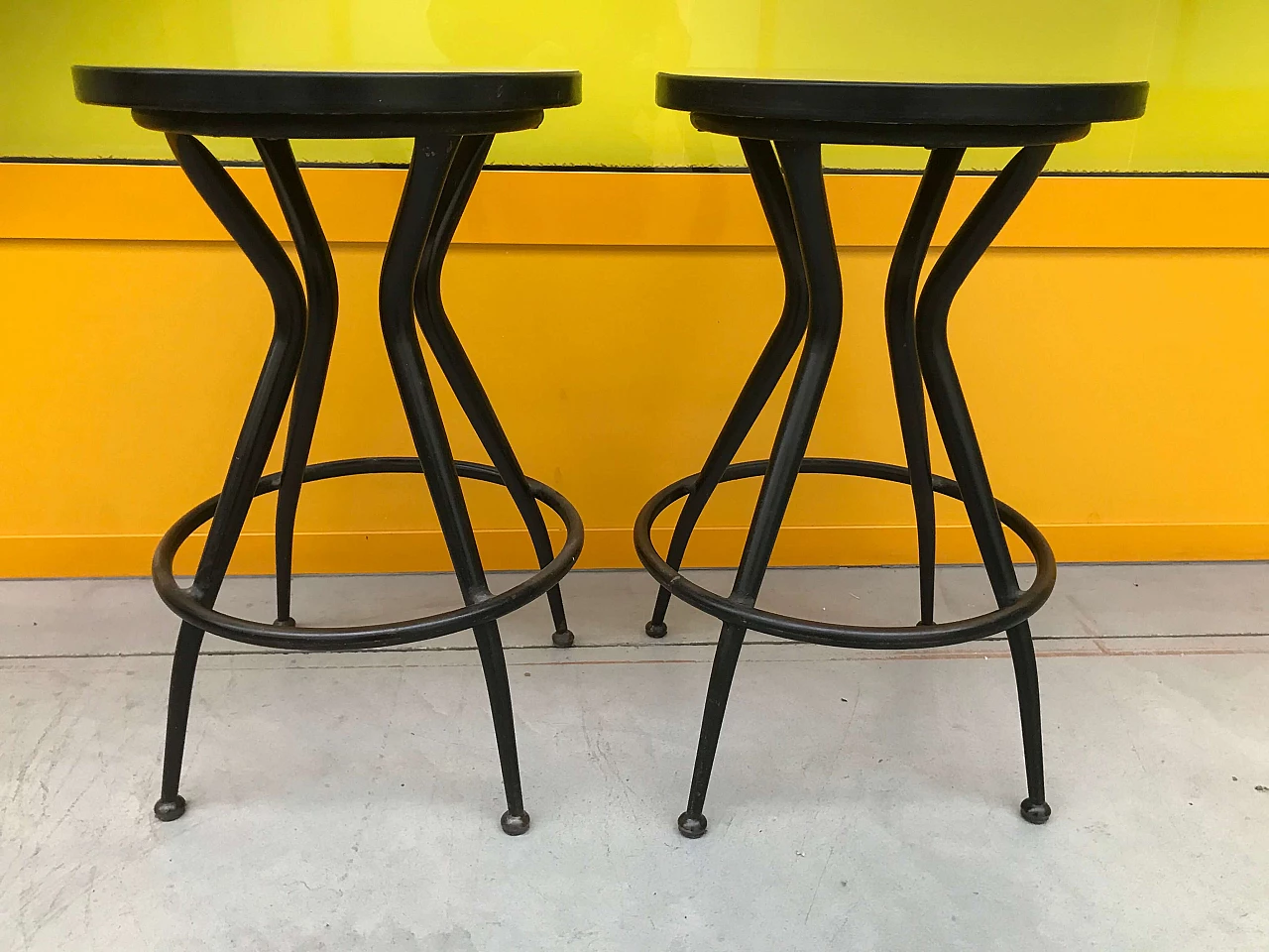 Pair of black metal stools with light laminate top, 1950s 1170722