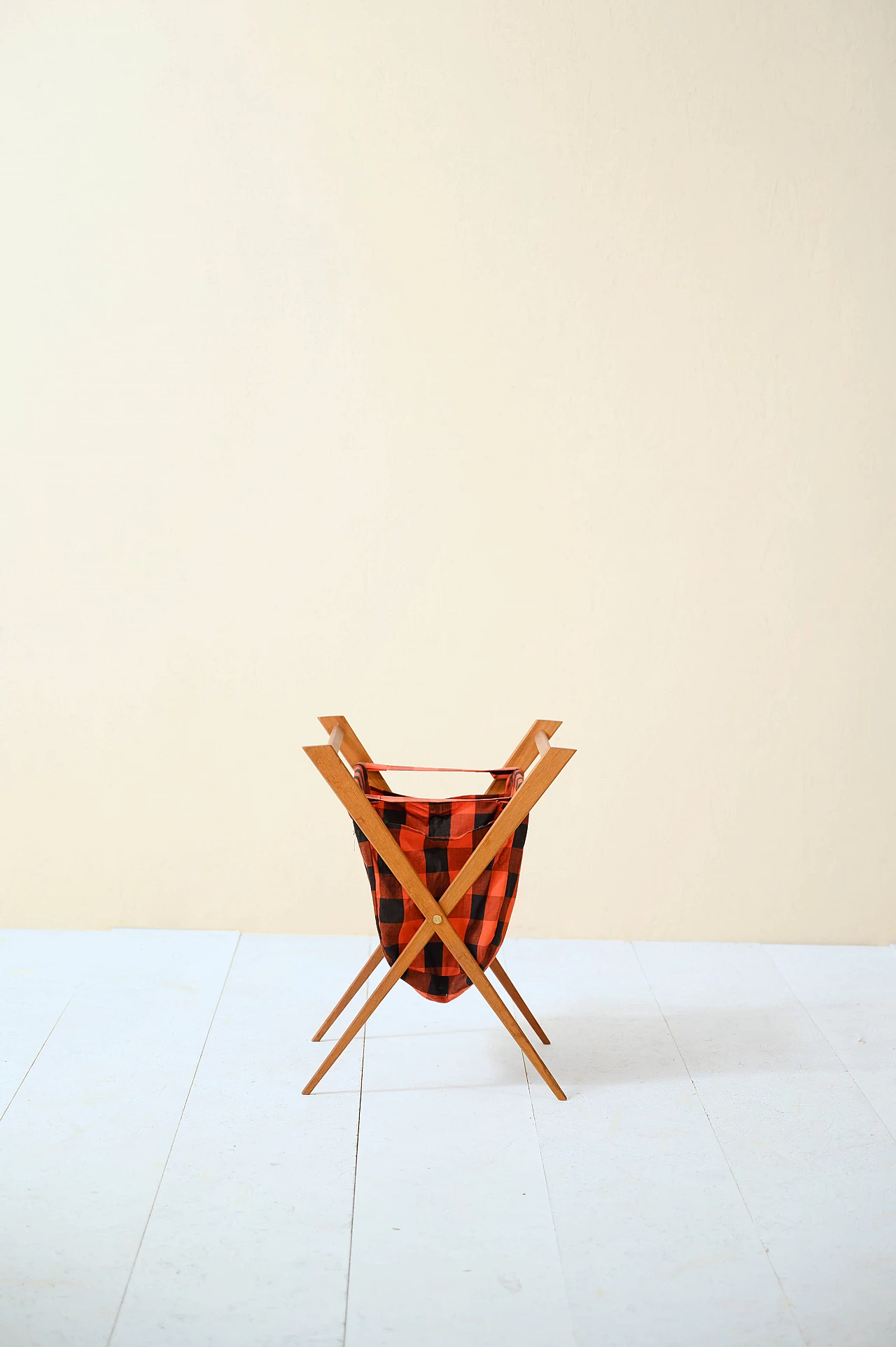 Magazine rack in teak and fabric, 50s 1178997