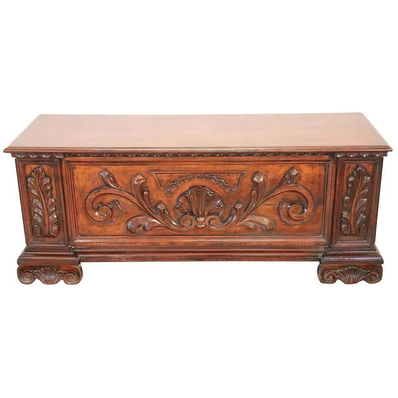 Antique chest in solid walnut, renaissance style 1088197