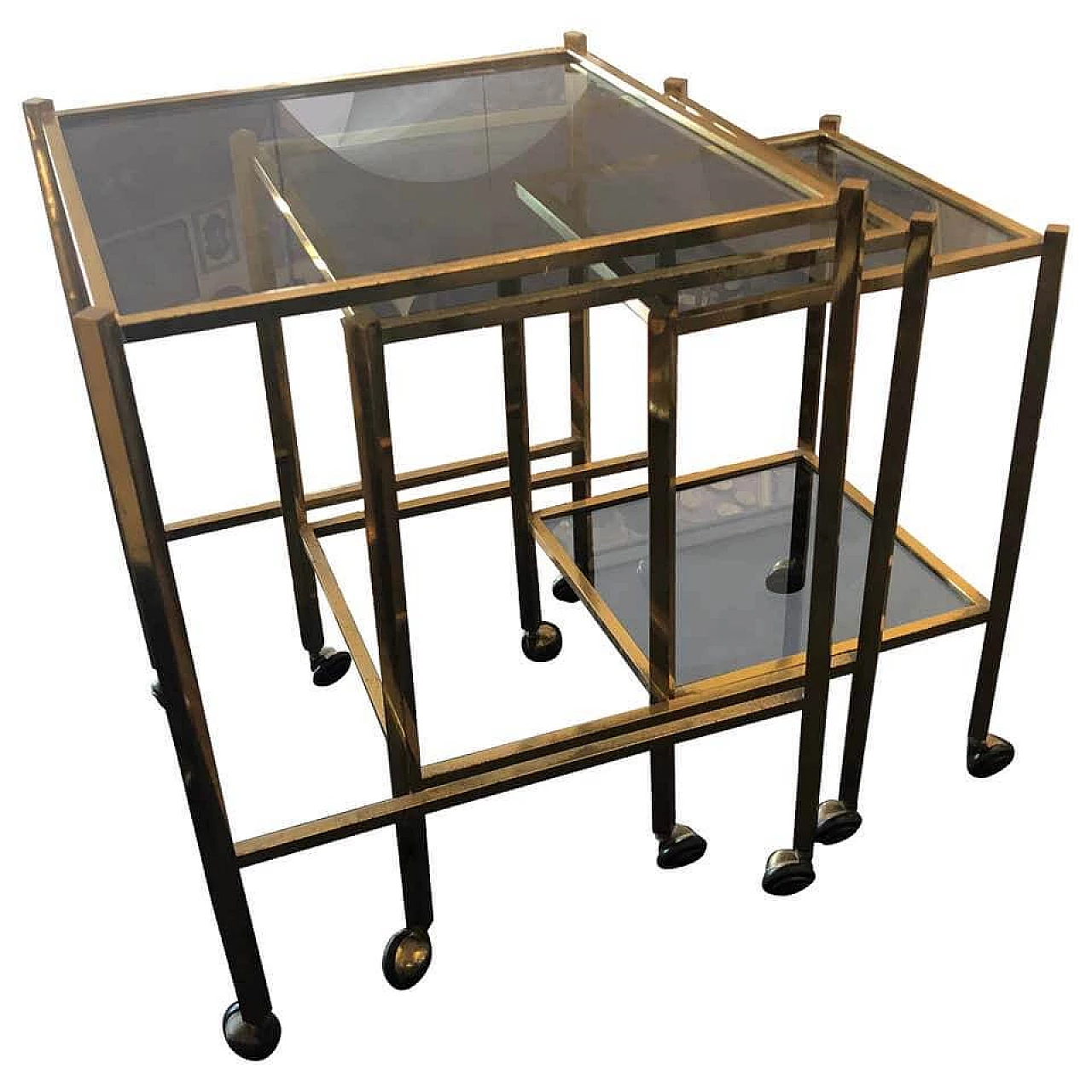 Set of 3 nesting tables in brass and smoked glass, 60s 1141747