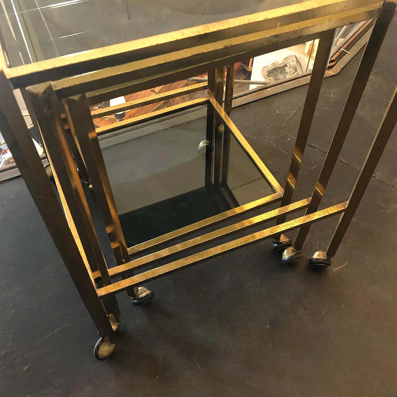 Set of 3 nesting tables in brass and smoked glass, 60s 1141750