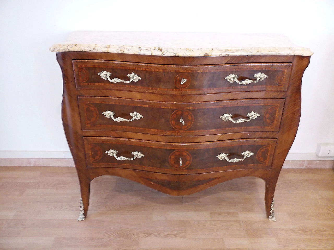 Louis XV style wooden chest of drawers with marble top, 1920s 1142875