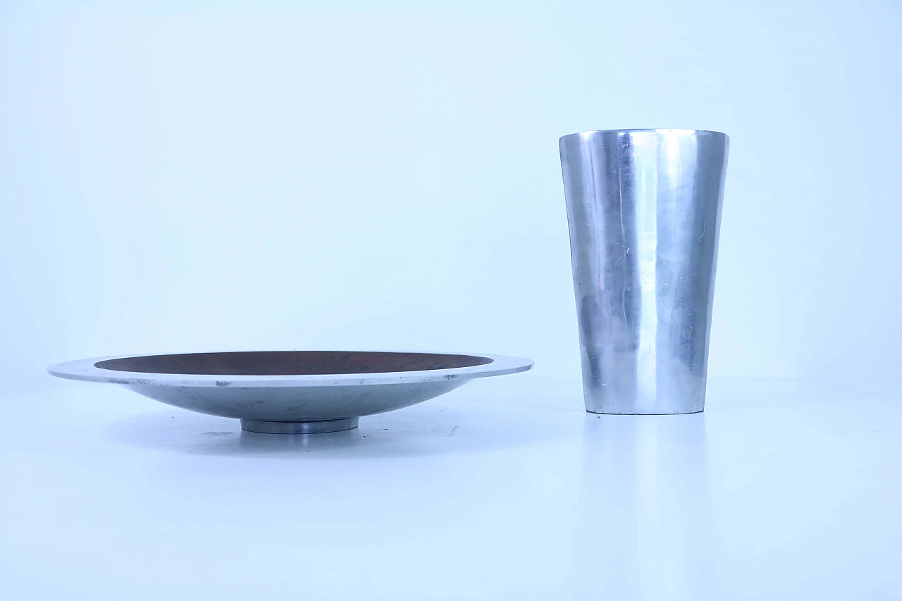 Aluminum Vase and Tray Set 1143533