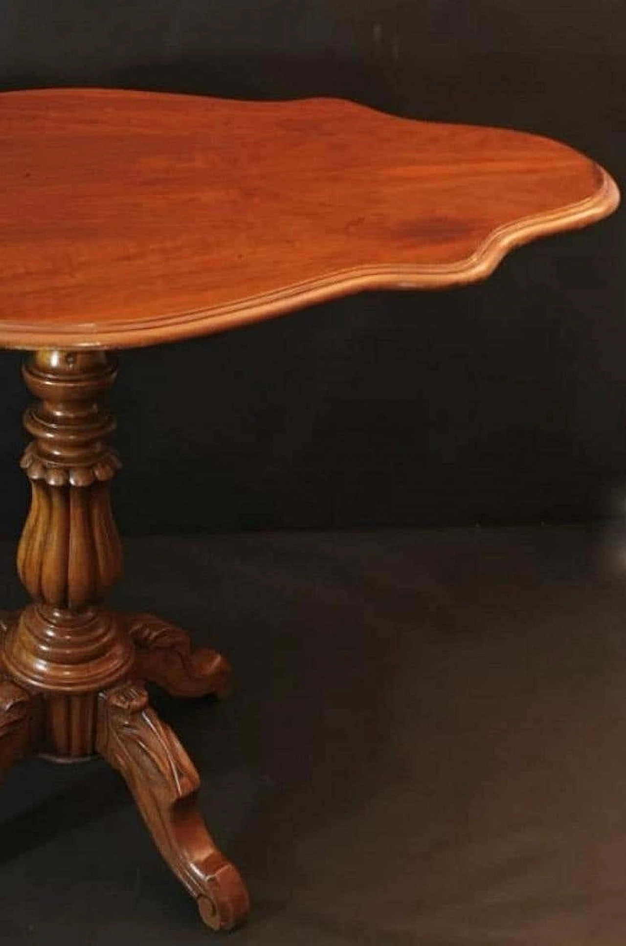 Louis Philippe sail table in walnut, 19th century 1188403