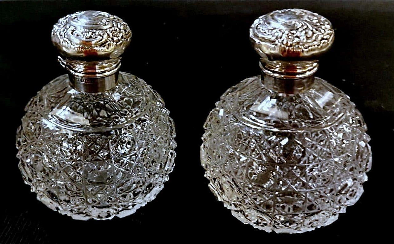 Pair of Victorian style  toilet flasks in ground crystal and silver, 10s 1216900