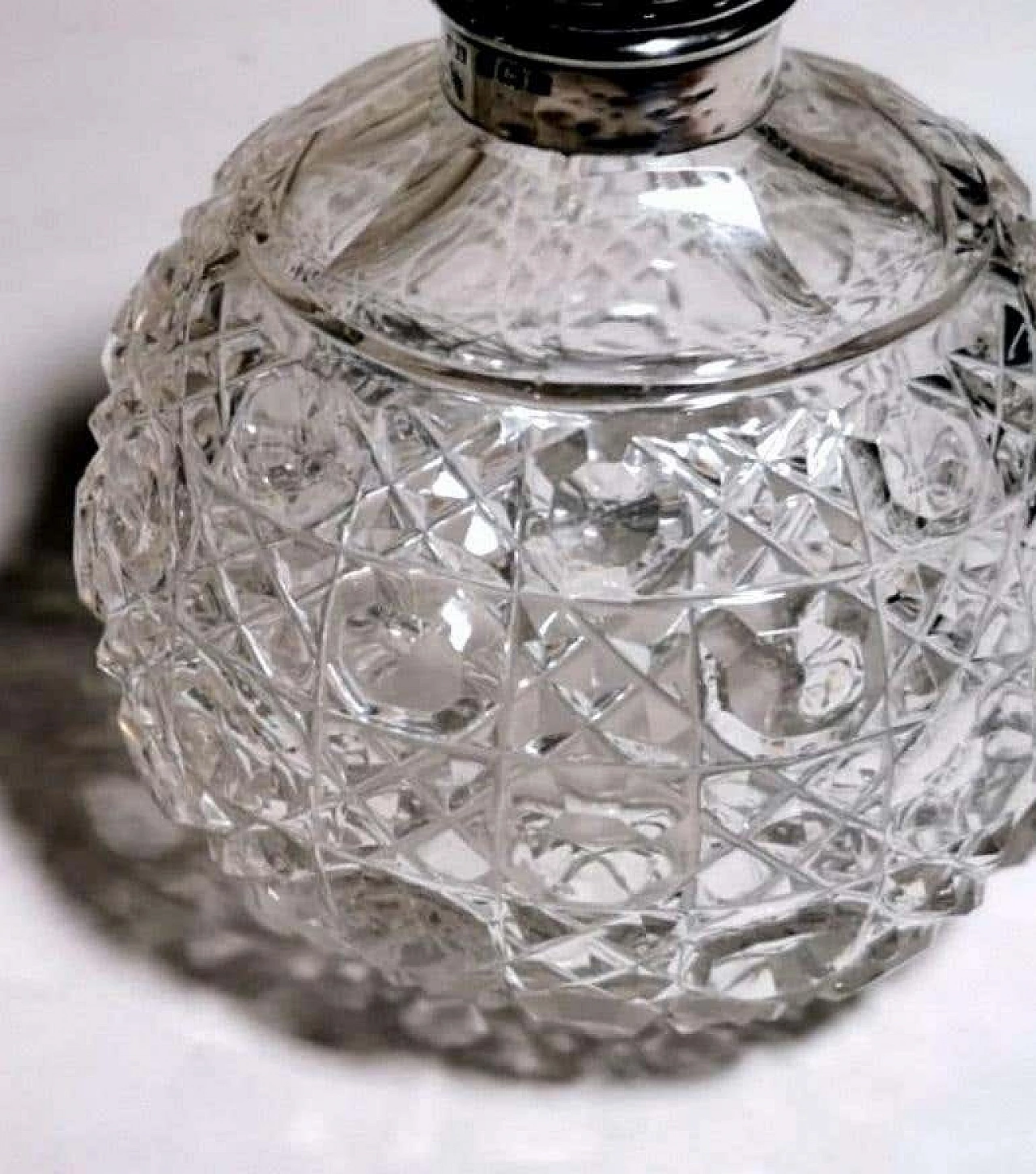 Pair of Victorian style  toilet flasks in ground crystal and silver, 10s 1216904