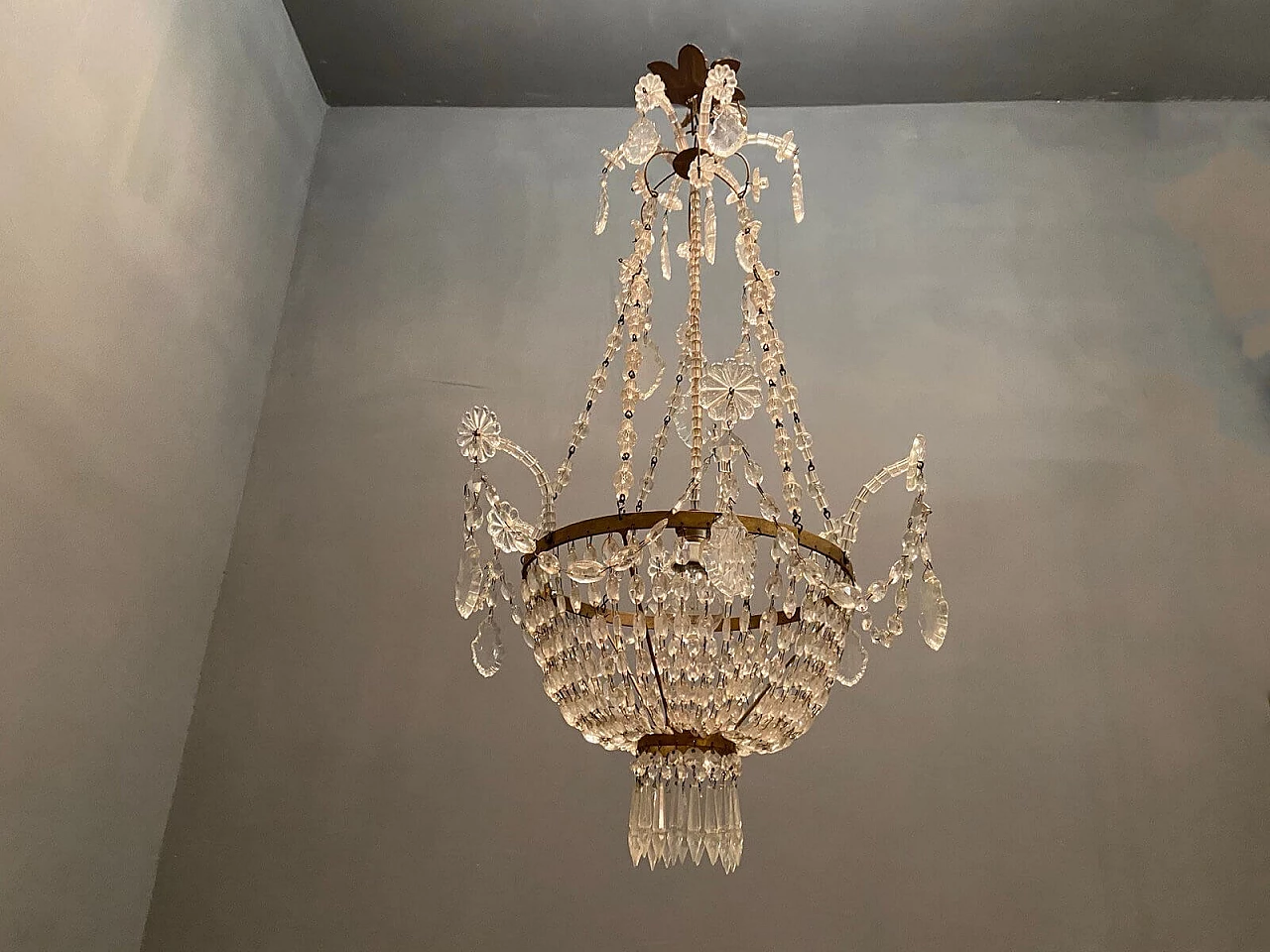 Chandelier in crystal beads and gilded metal, 50s 1226631