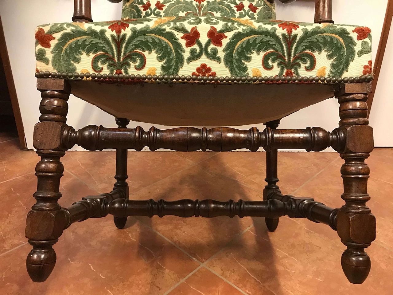 Pair of Rocchetto Armchairs in walnut covered in fabric, Turin, original early 19th century 1235013