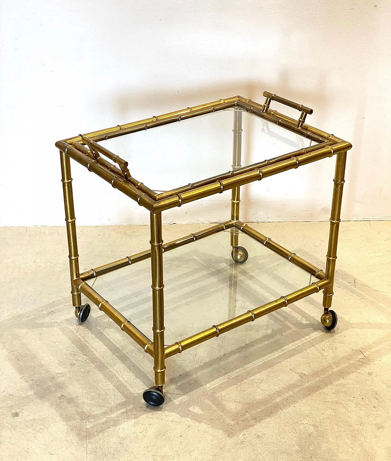 Fake bamboo brass bar trolley with removable tray, 1970s 1236593