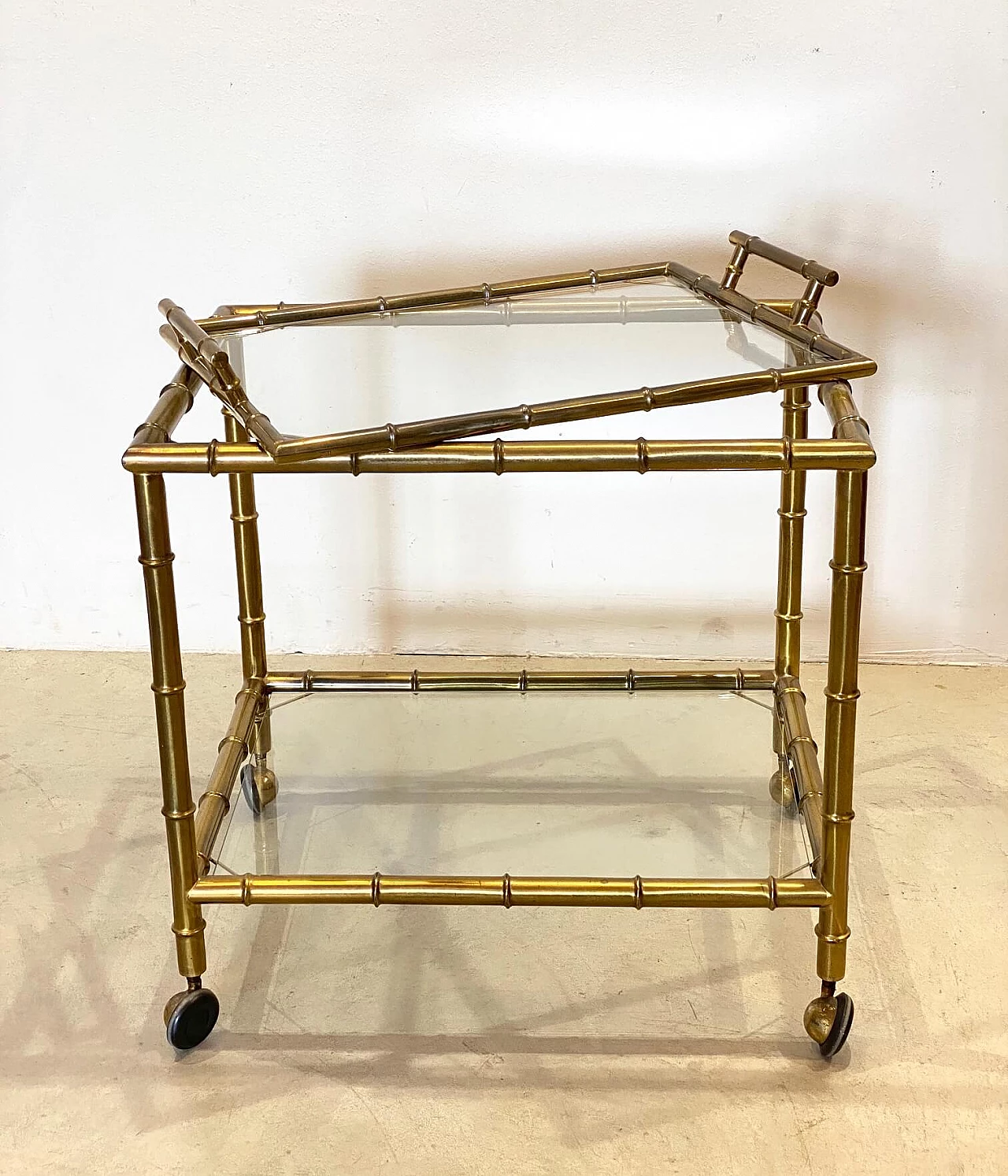 Fake bamboo brass bar trolley with removable tray, 1970s 1236598