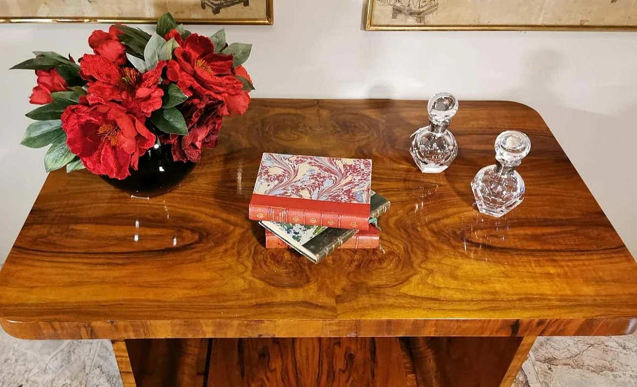 Art Deco coffee table in walnut briar, 20s 1241995