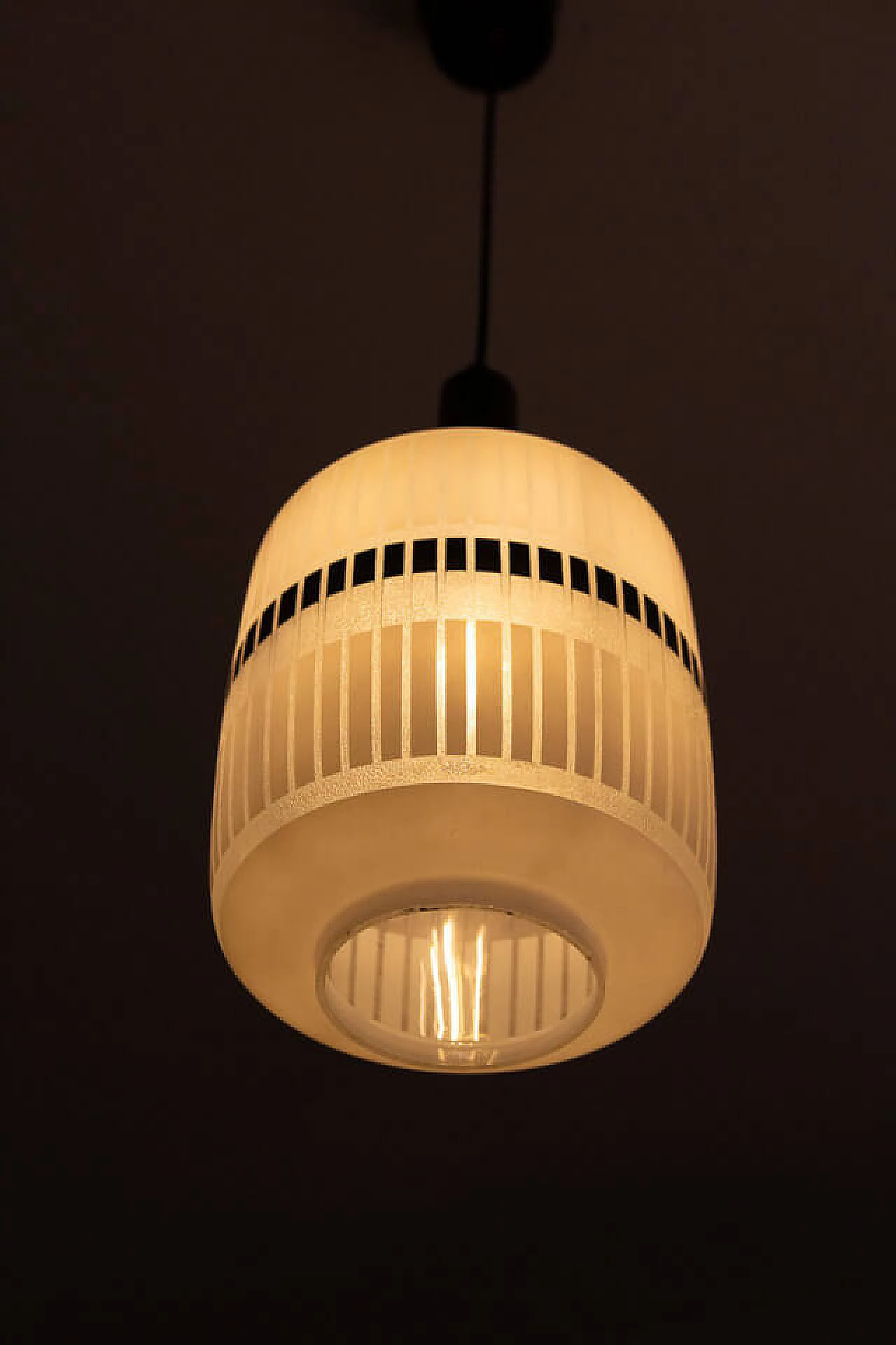 Lampadario Optical in vetro bianco e nero, anni '60 1243890