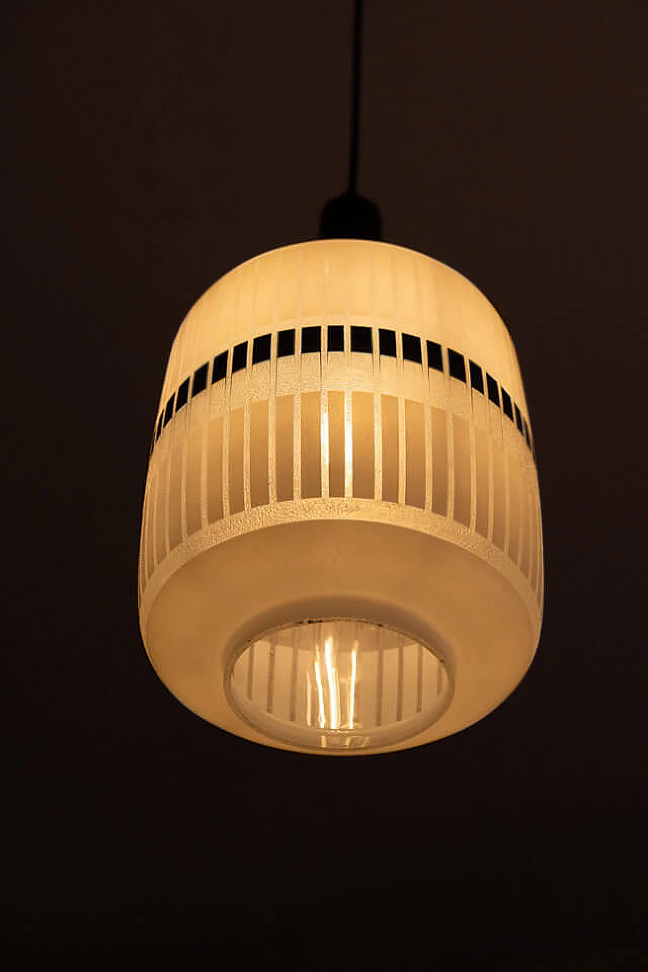 Lampadario Optical in vetro bianco e nero, anni '60 1243891