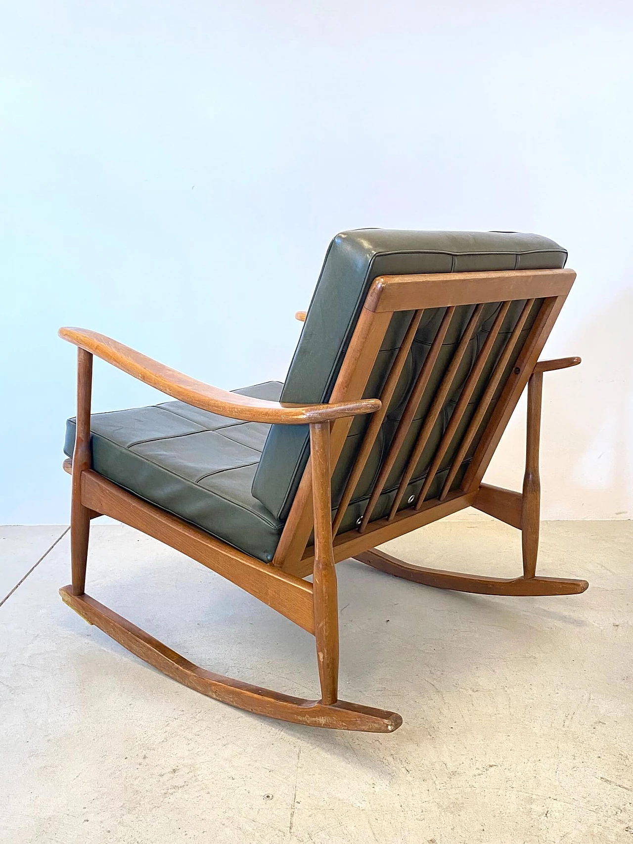 Rocking armchair in beechwood, 1960s 1246625