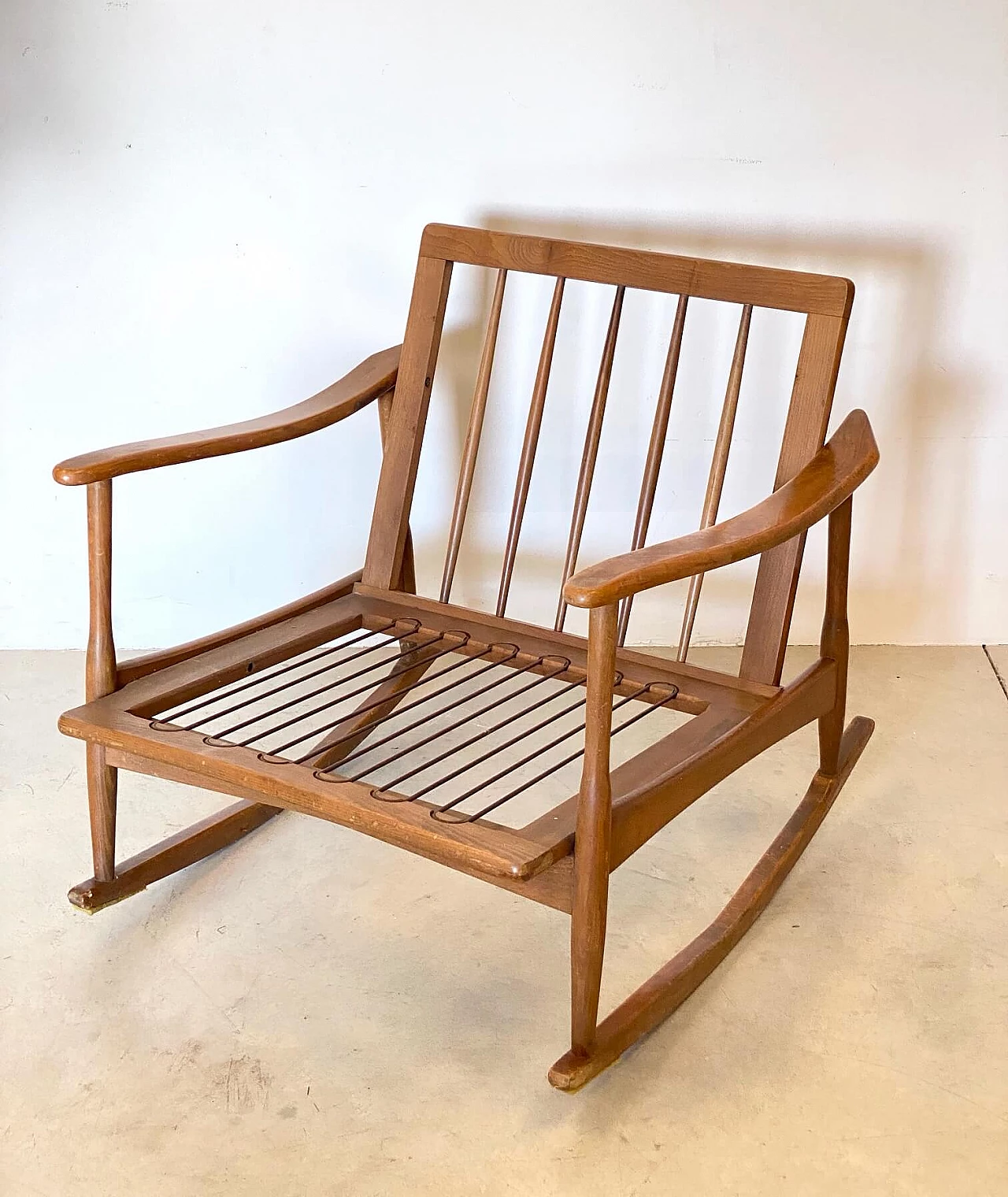 Rocking armchair in beechwood, 1960s 1246628