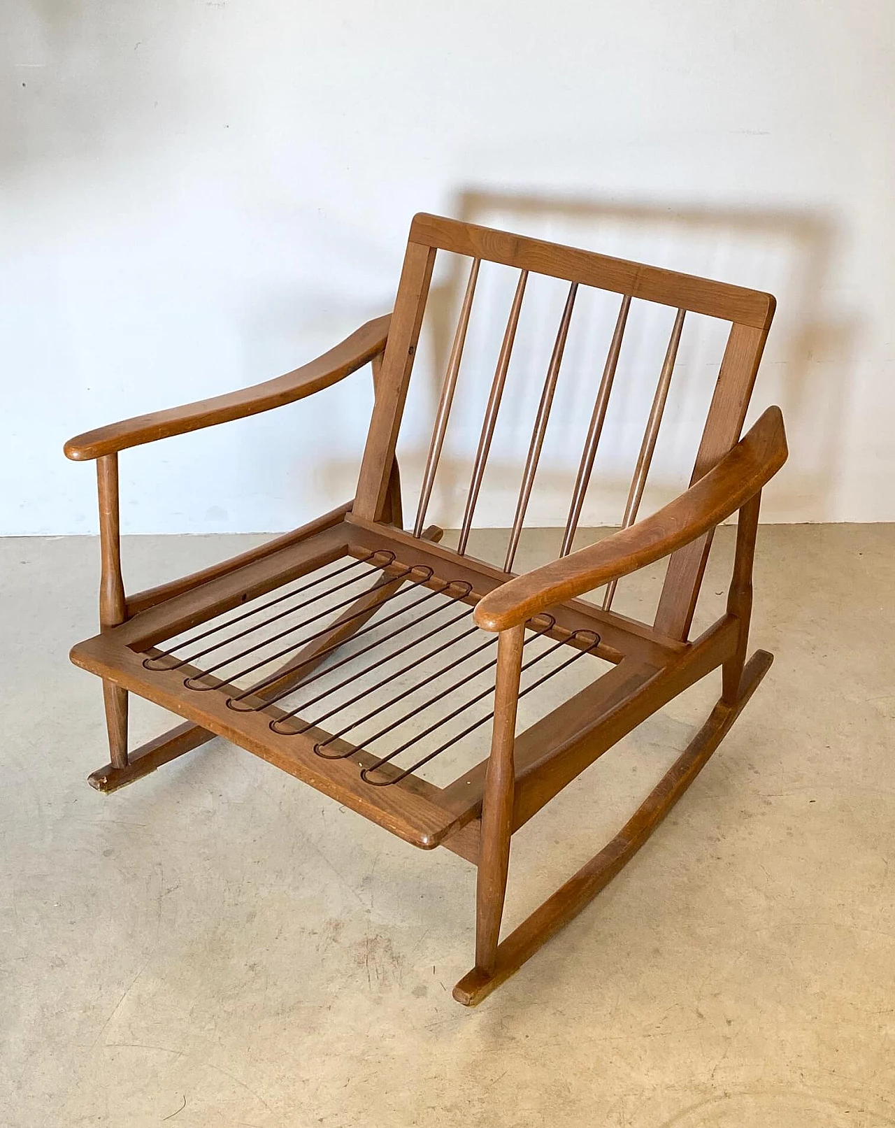 Rocking armchair in beechwood, 1960s 1246630