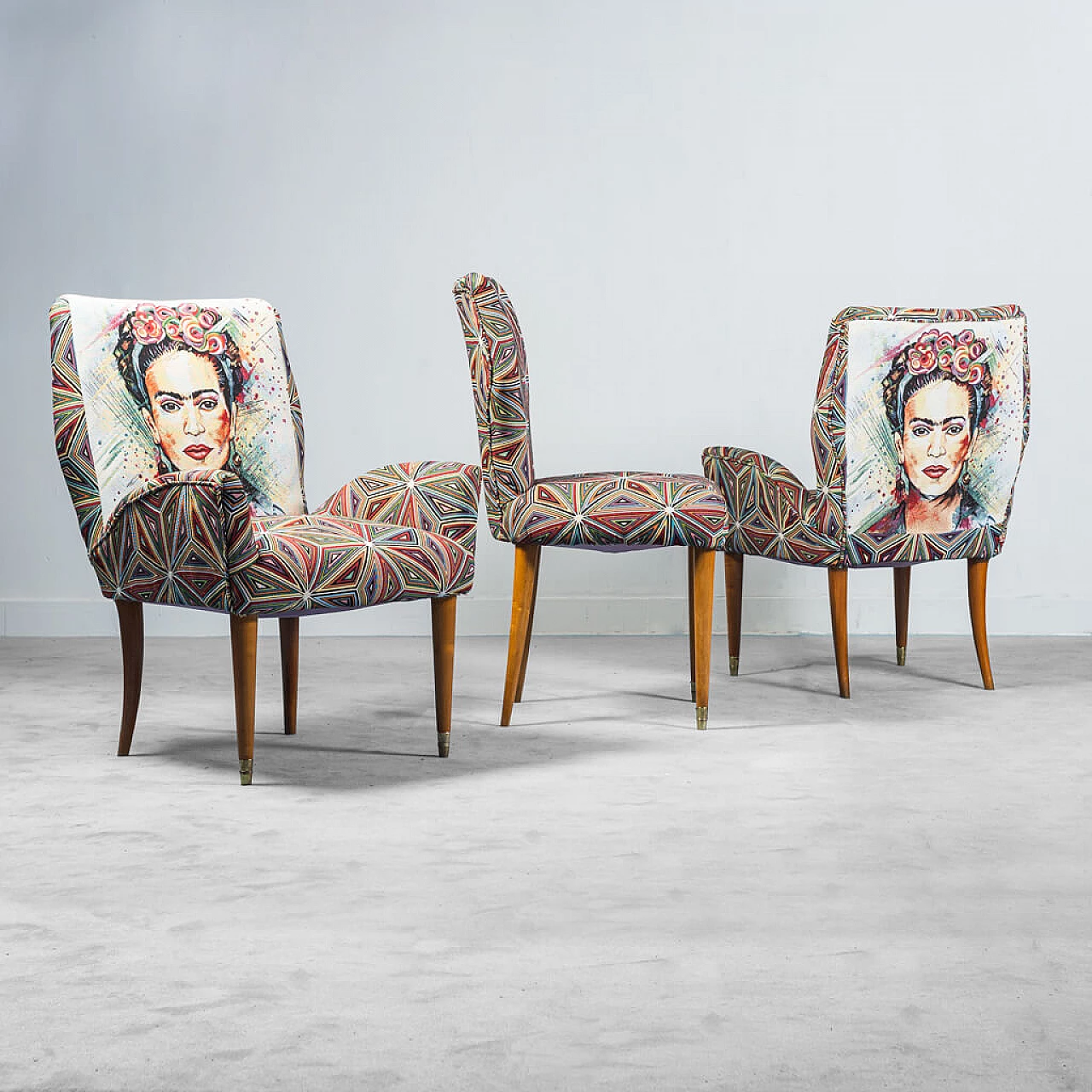 3 Patterned fabric and wood armchairs, 50s 1250871