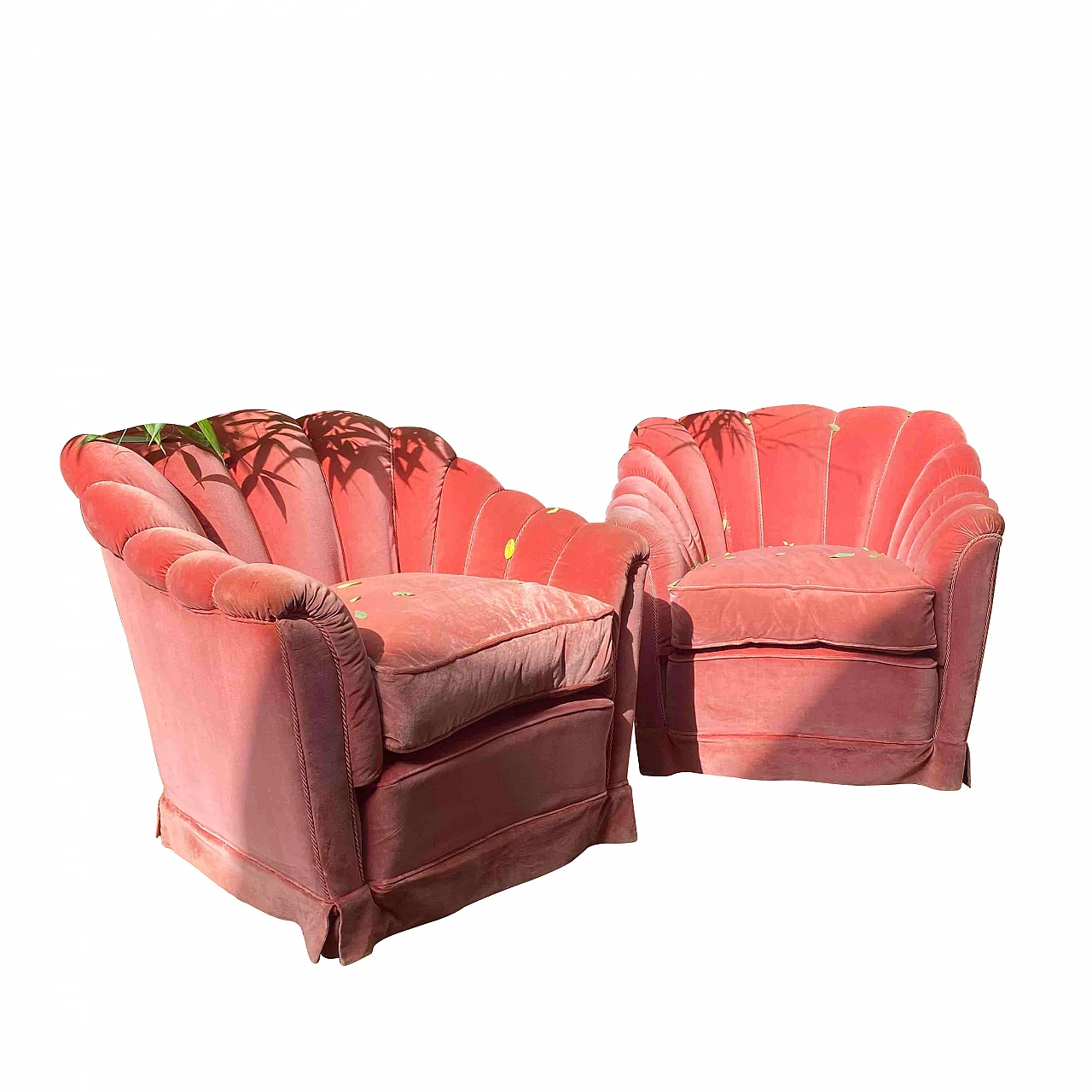 Pair of shell armchairs, 1940s 1251942