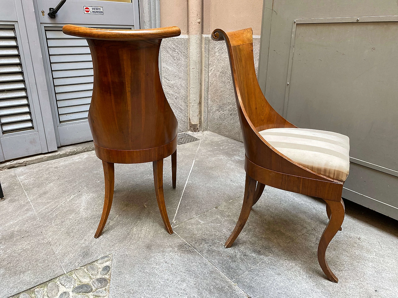 6 Charles X walnut French armchairs, 19th century 1253679