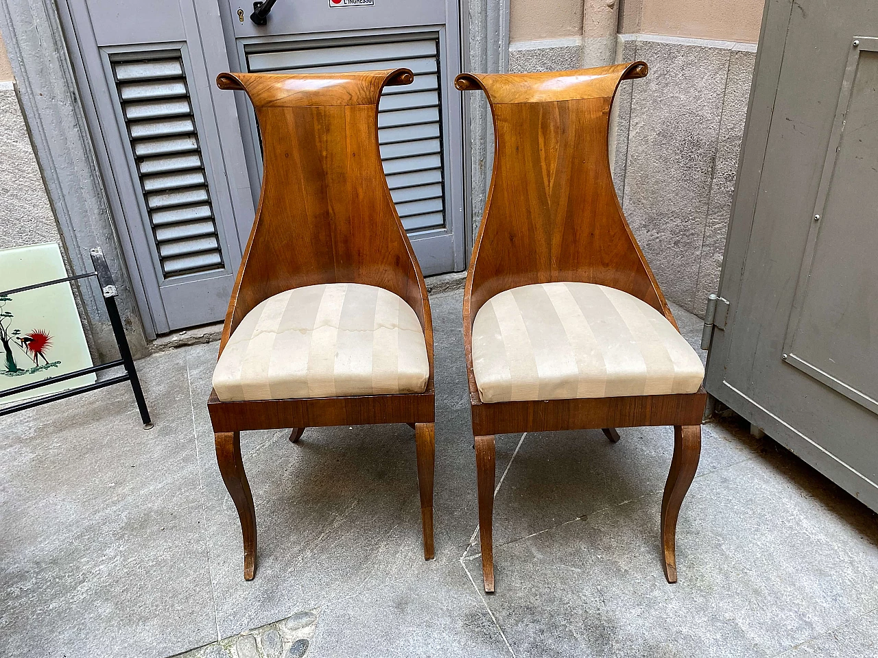 6 Charles X walnut French armchairs, 19th century 1253682