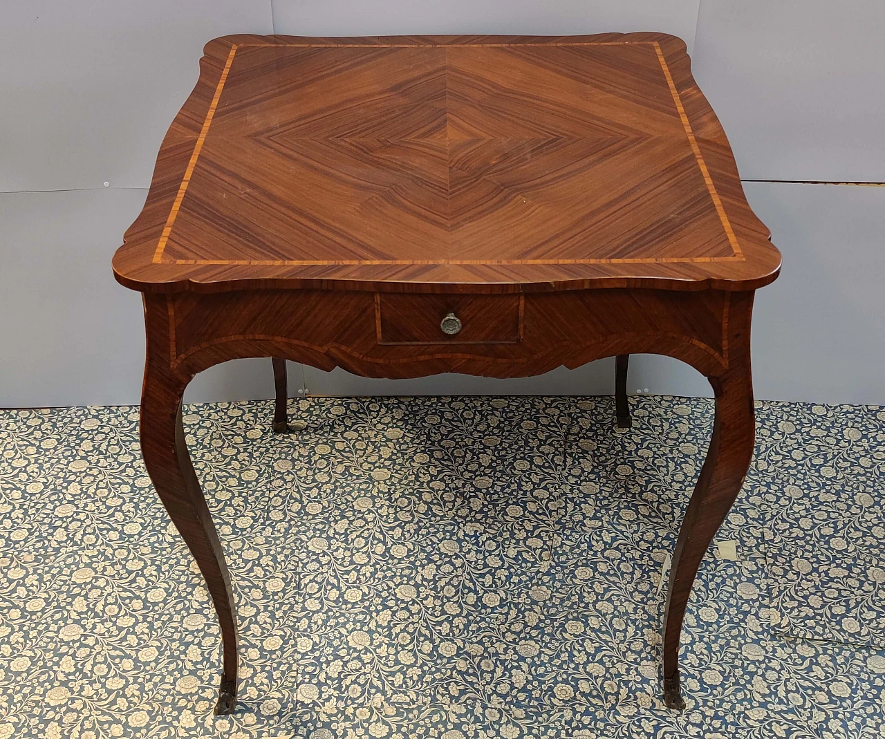 Bois de rose card table, late 19th century 1256667