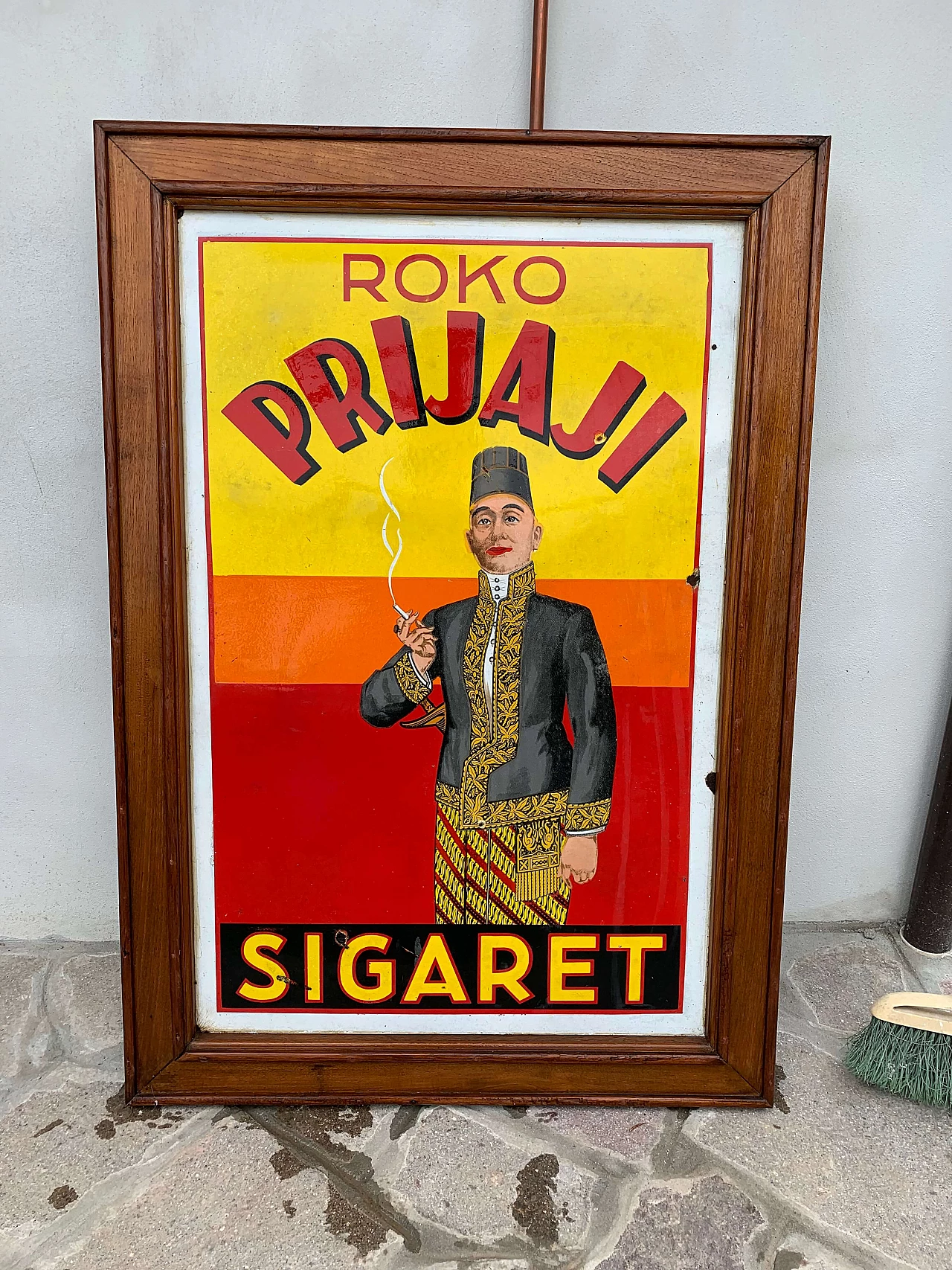 Roko Prijaji Sigaret enamelled sign, 60s 1258352