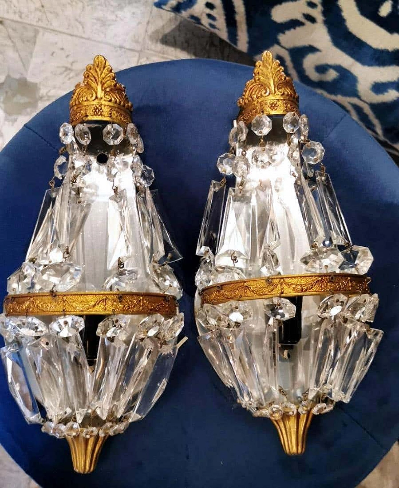 Pair of Louis XVI style balloon wall sconces in brass and crystal, 10s 1271847