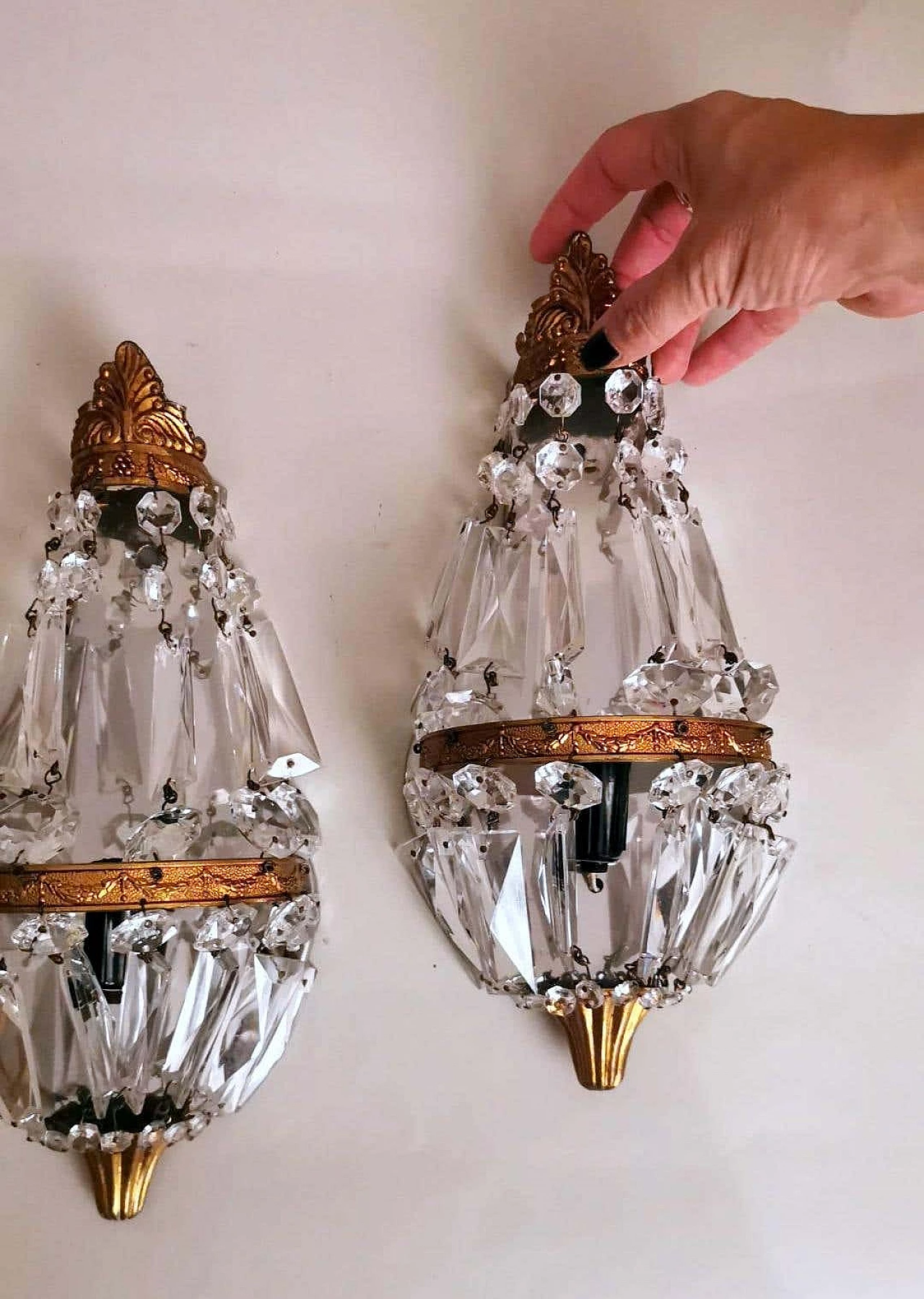 Pair of Louis XVI style balloon wall sconces in brass and crystal, 10s 1271850