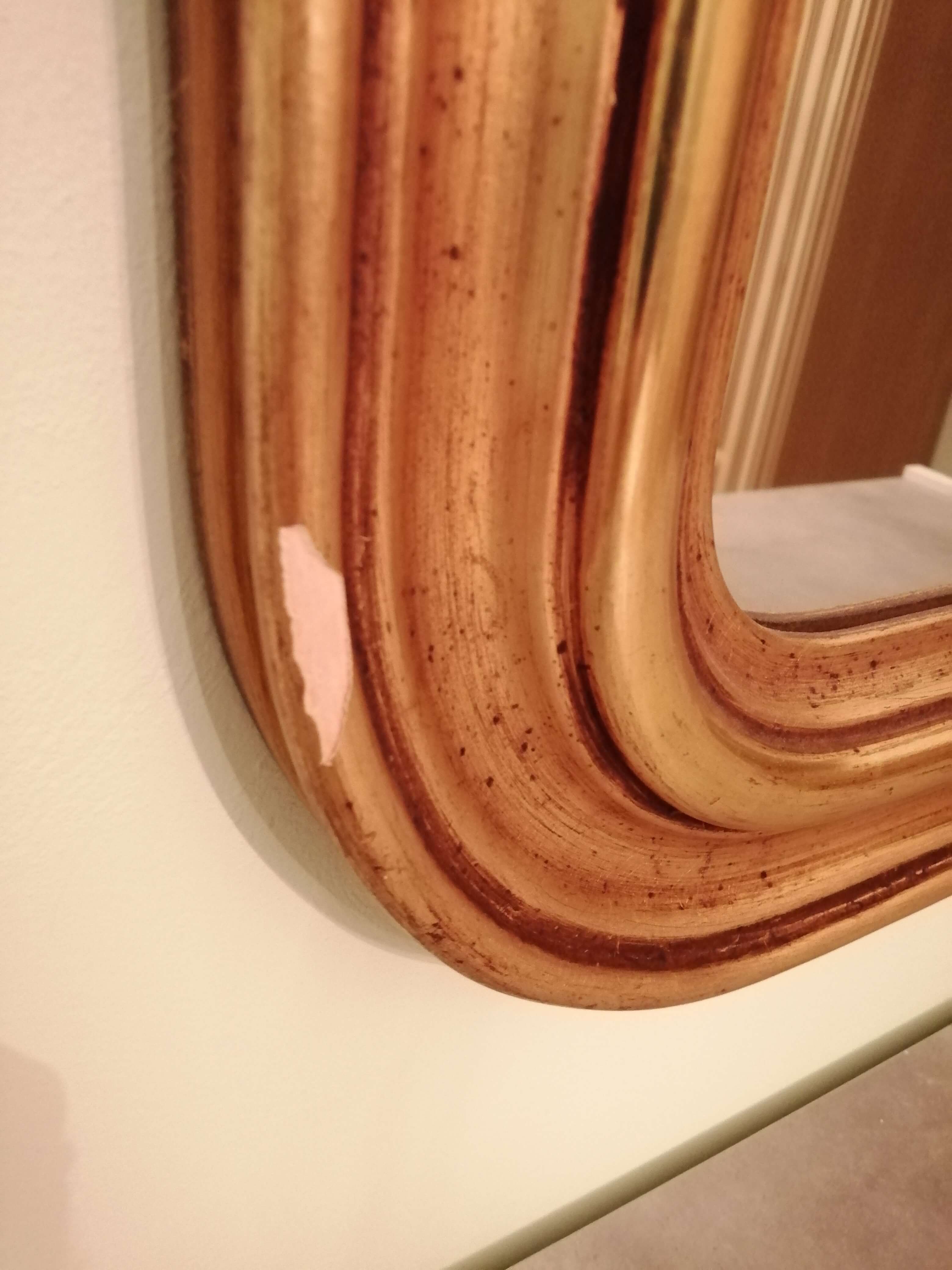 Specchio da parete con cornice oro antichizzata, anni '80