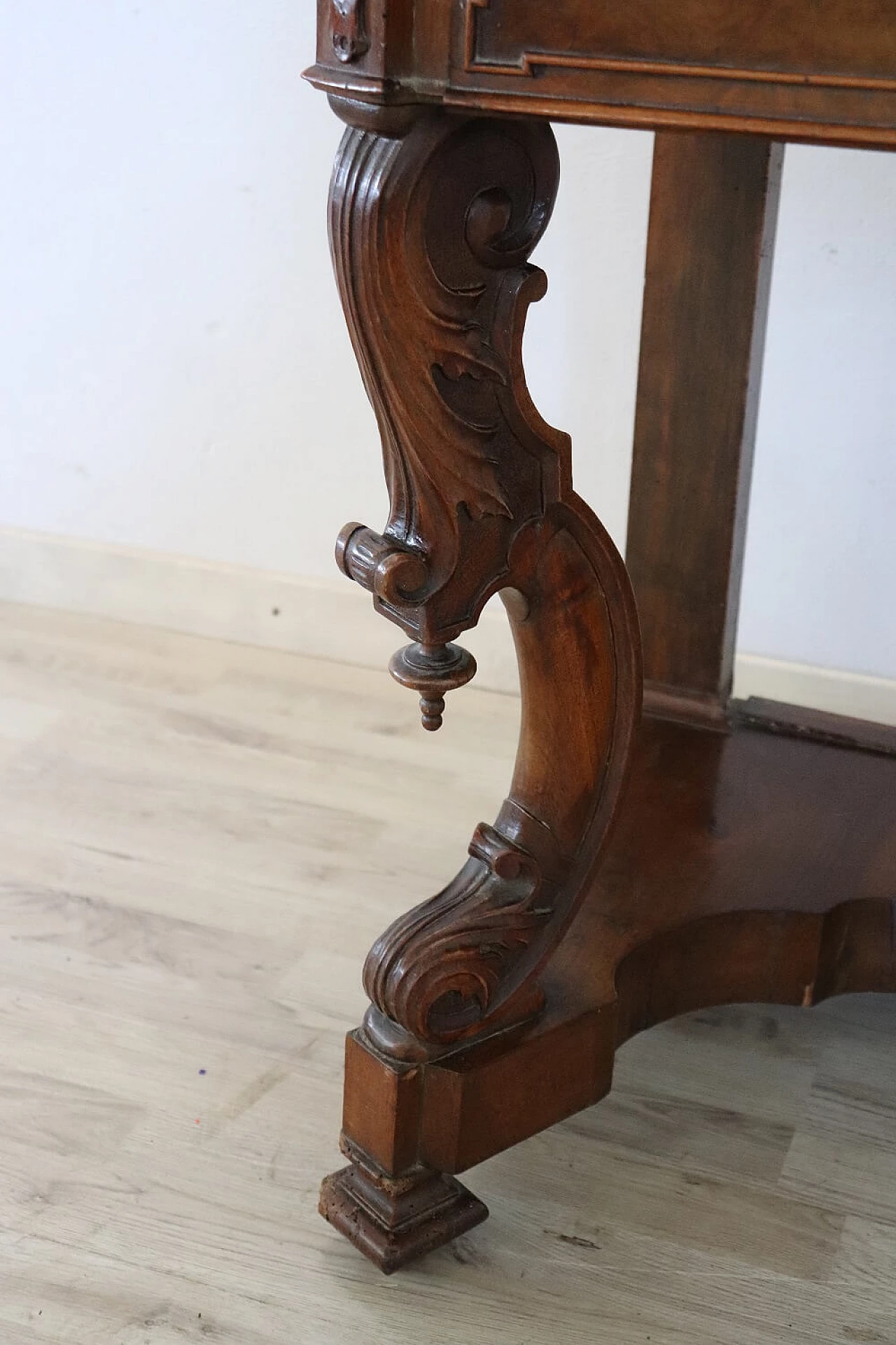 Charles X walnut vanity with mirror, early 19th century 1307728