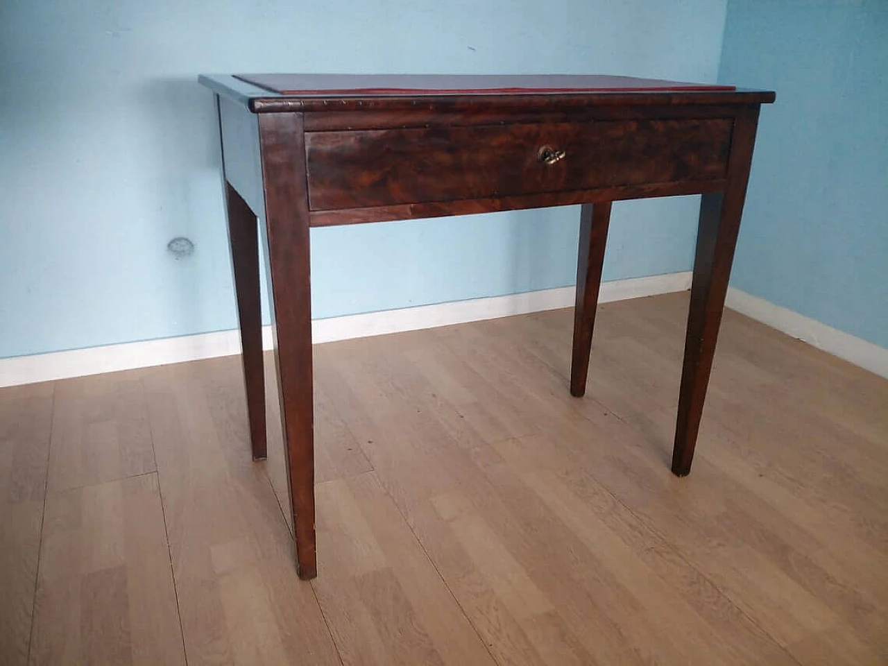 Mahogany coffee table with leather top, 19th century 1323602