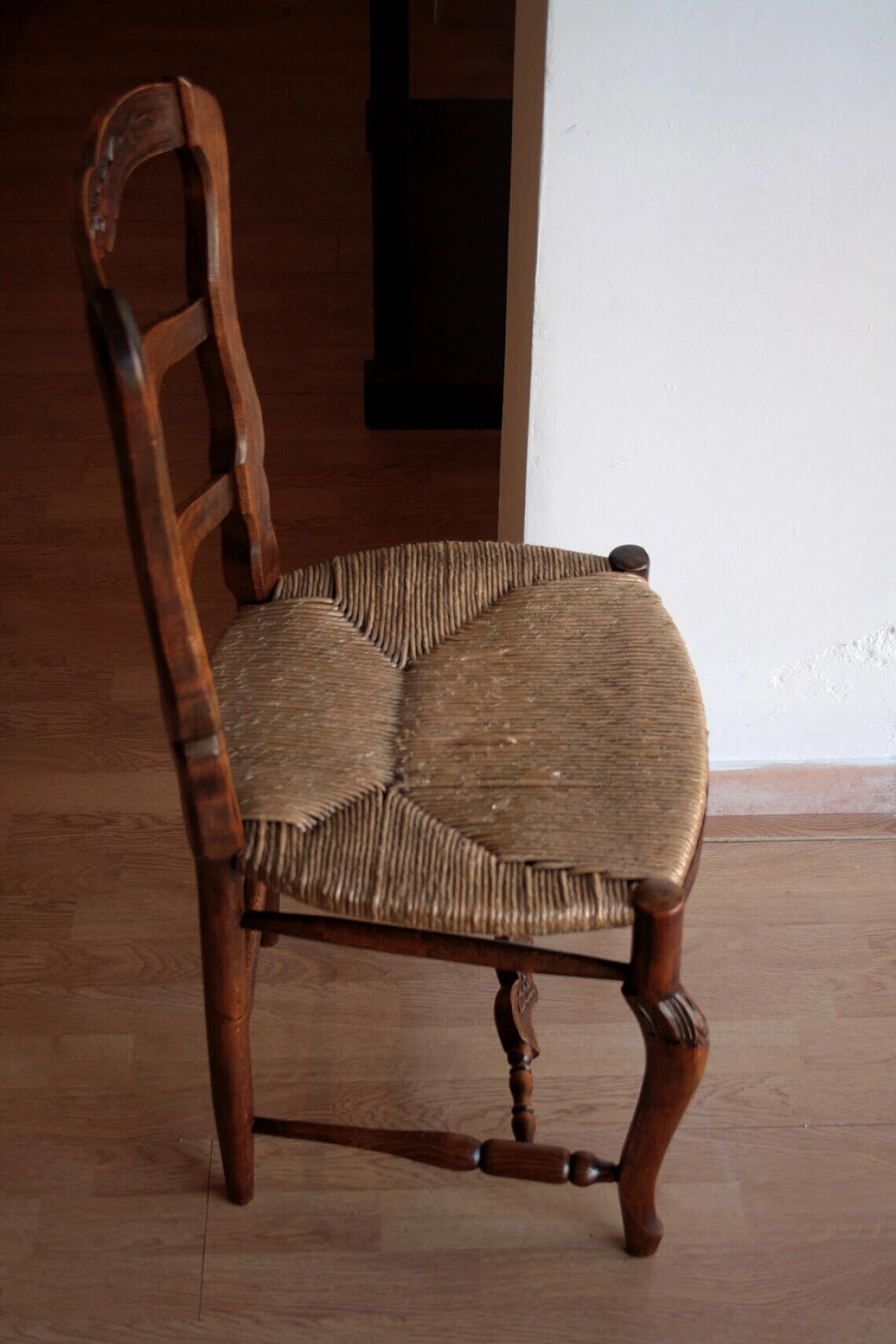 6 Provencal wooden chairs with straw seat, 19th century 1323631