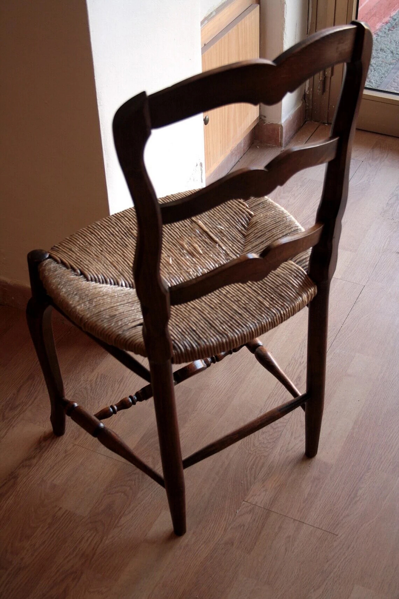 6 Provencal wooden chairs with straw seat, 19th century 1323634