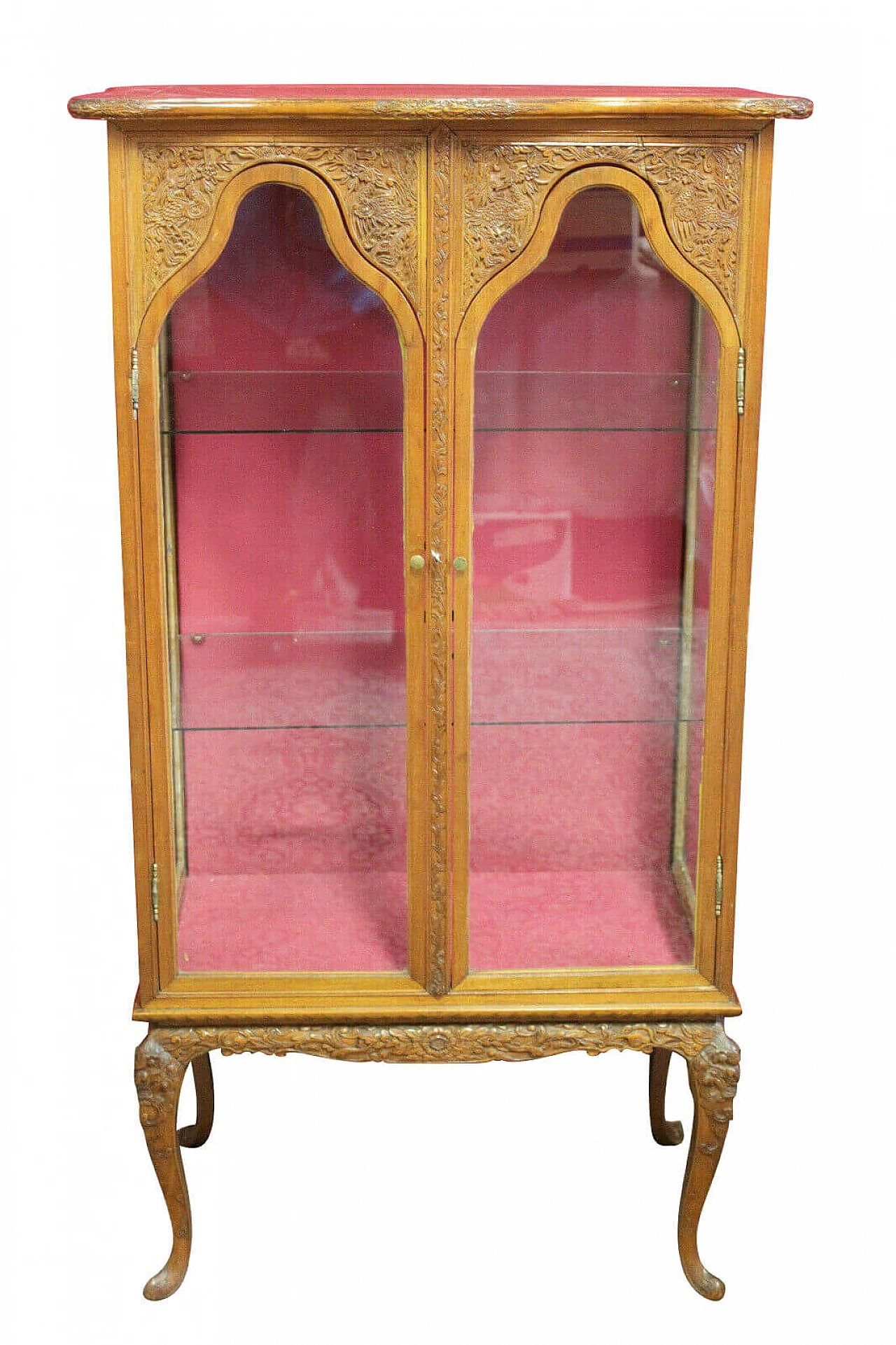 Display case in hand carved walnut, 20s 1325411