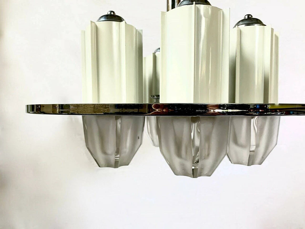 Lampadario con vetri di Fidenza Vetraria e struttura in ferro e acciaio attribuibile a Artemide, anni '60 1335158