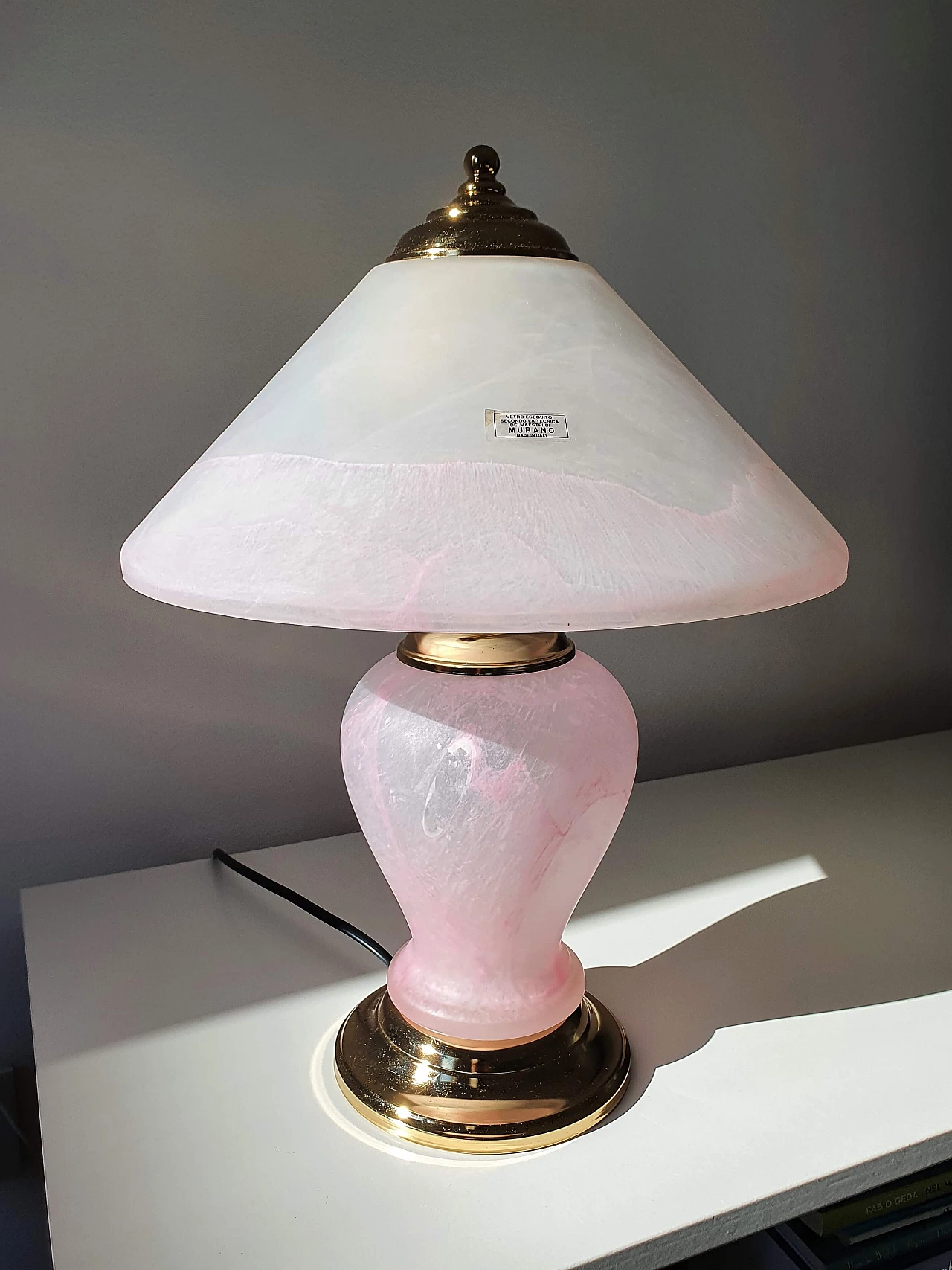 Lampada da tavolo in vetro di Murano rosa satinato, anni '70 1340002