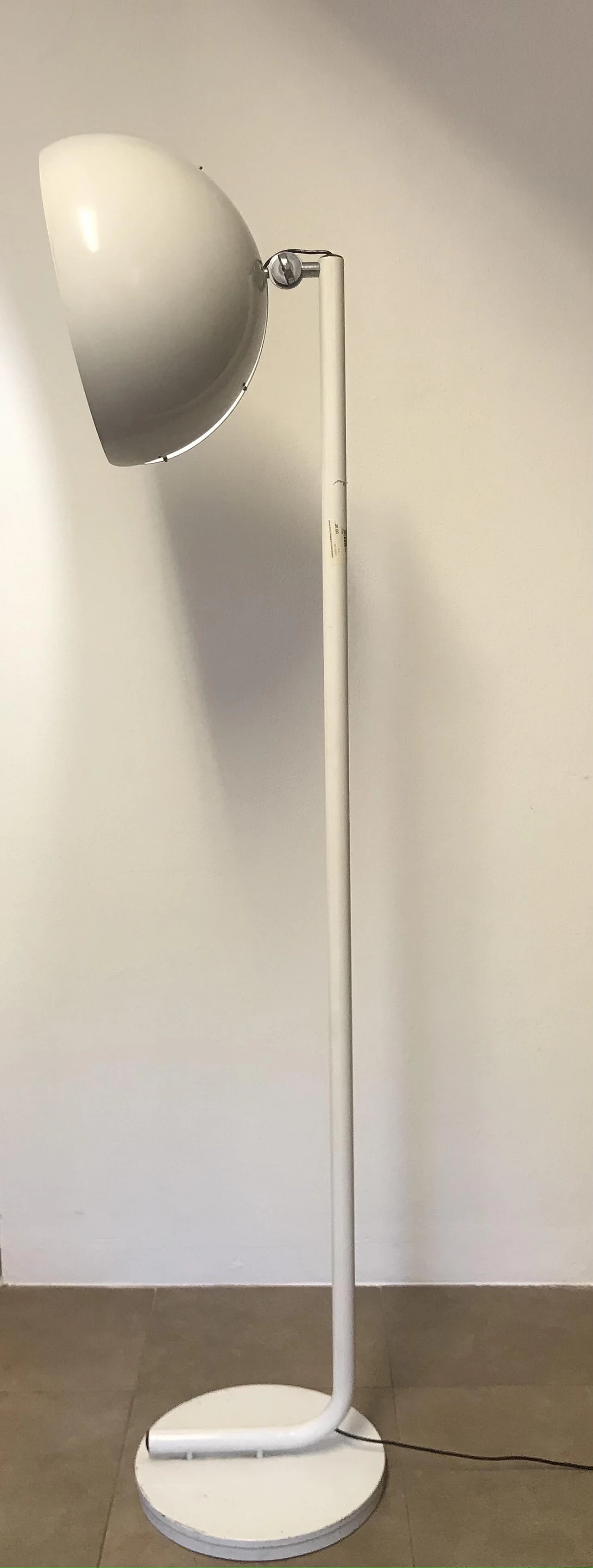 White metal floor lamp, 1970s 1340922