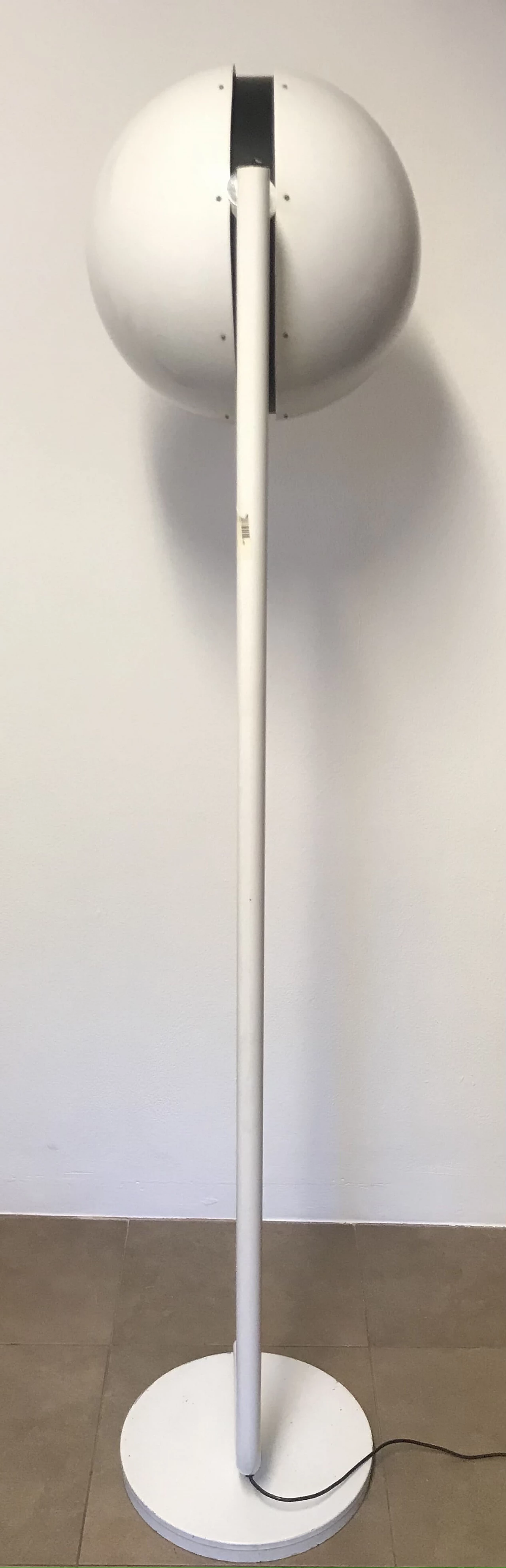 White metal floor lamp, 1970s 1340925