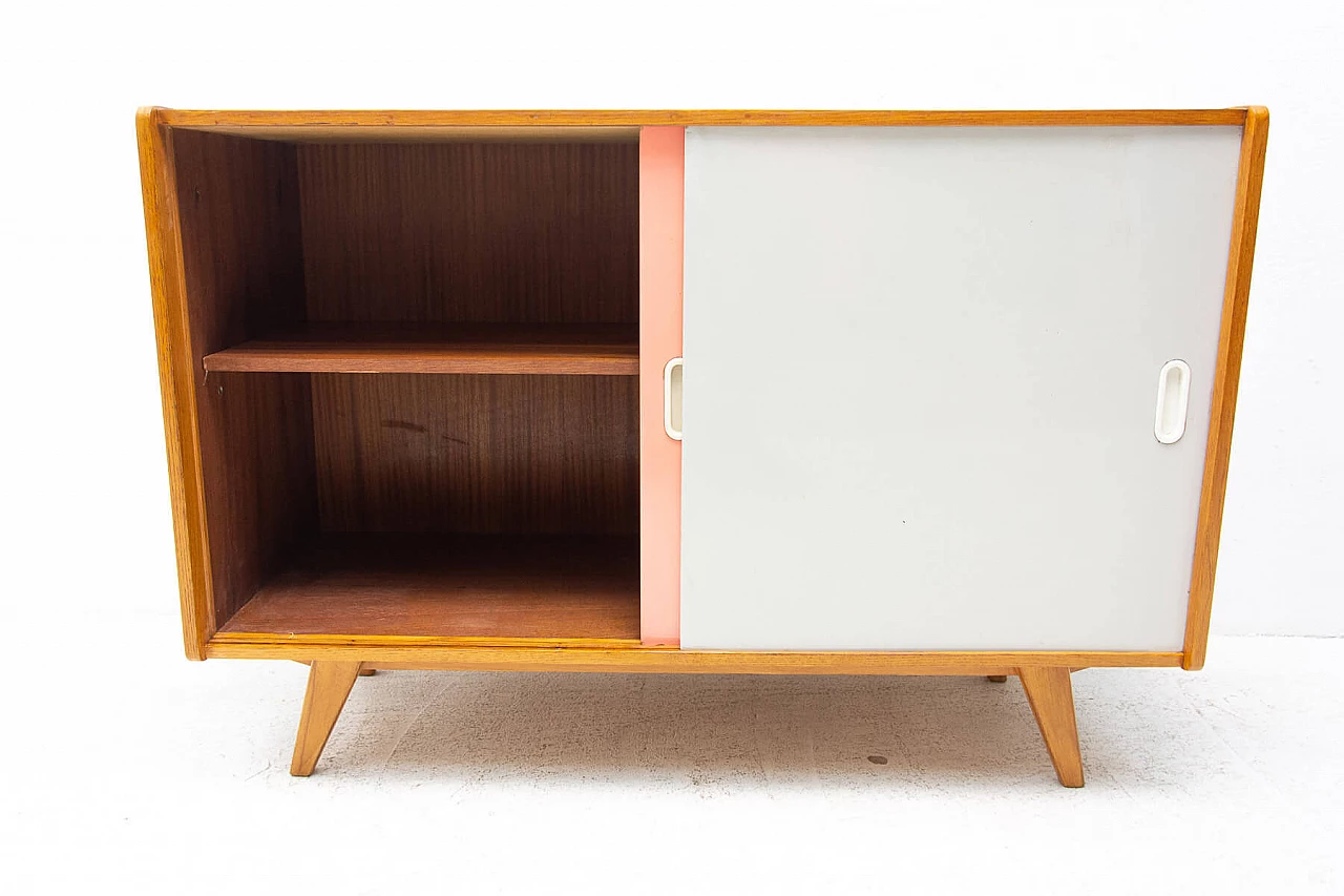 U-452 sideboard by Jiří Jiroutek, 1960s 1341871