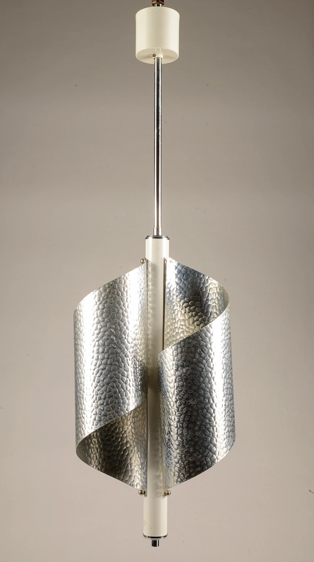 Chandelier in chromed and embossed metal, 70s 1343307