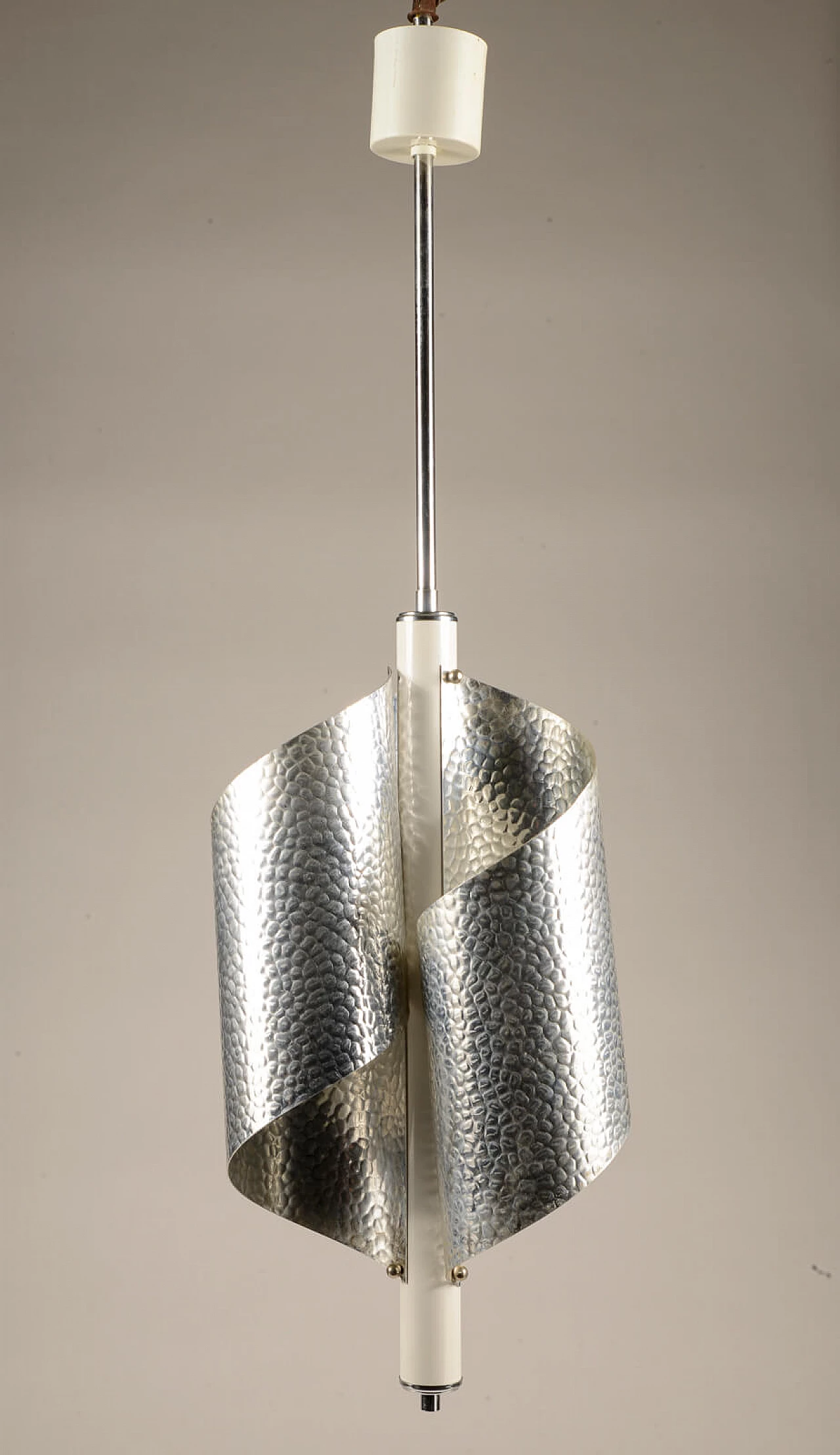 Chandelier in chromed and embossed metal, 70s 1343311