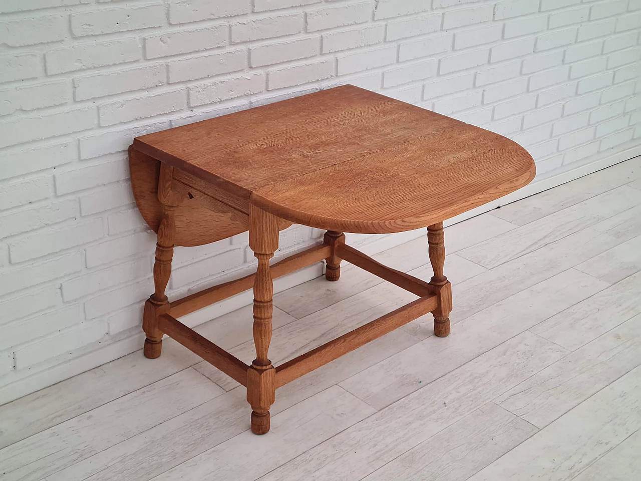 Danish oak coffee table in the style of Henning Kjærnulf, 1960s 1351911