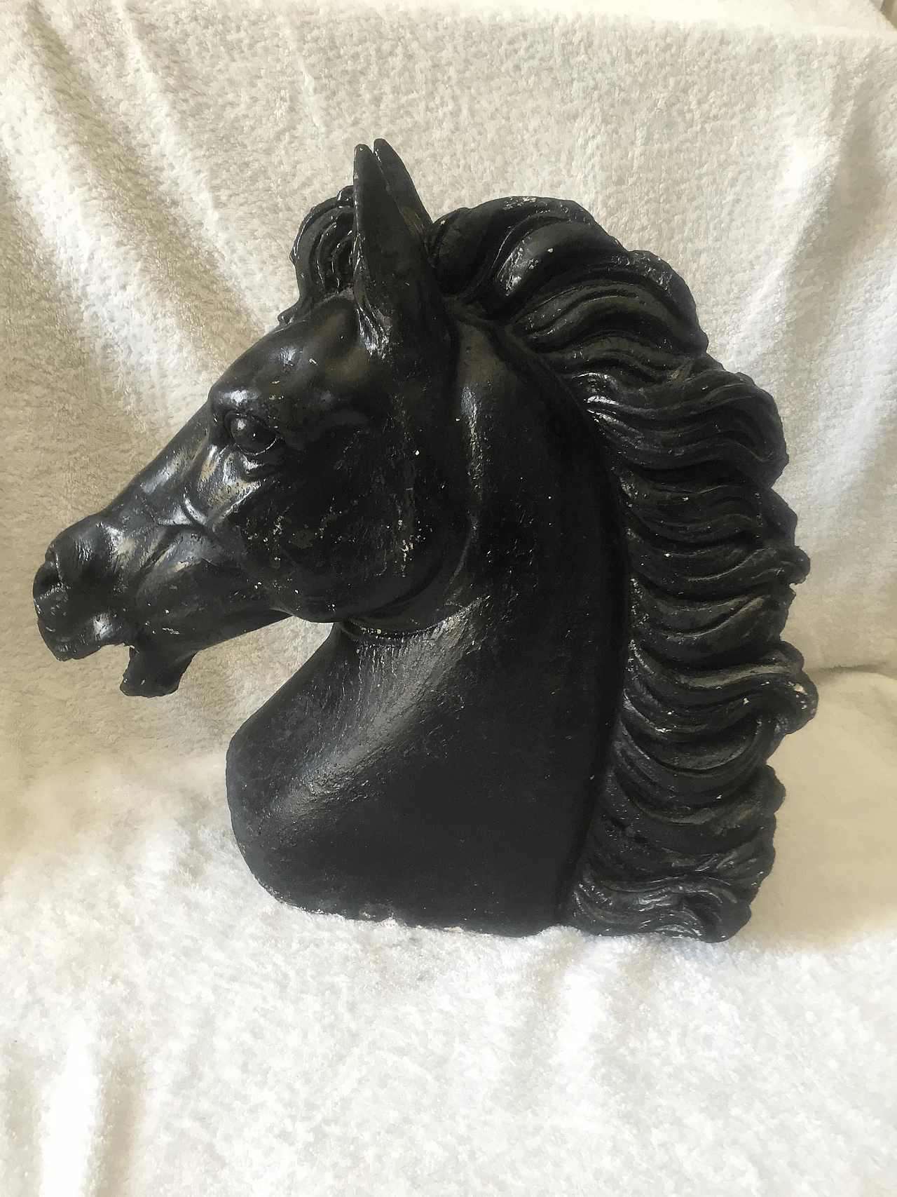 Neoclassical sculpture of horse in plaster, 50s 1357134